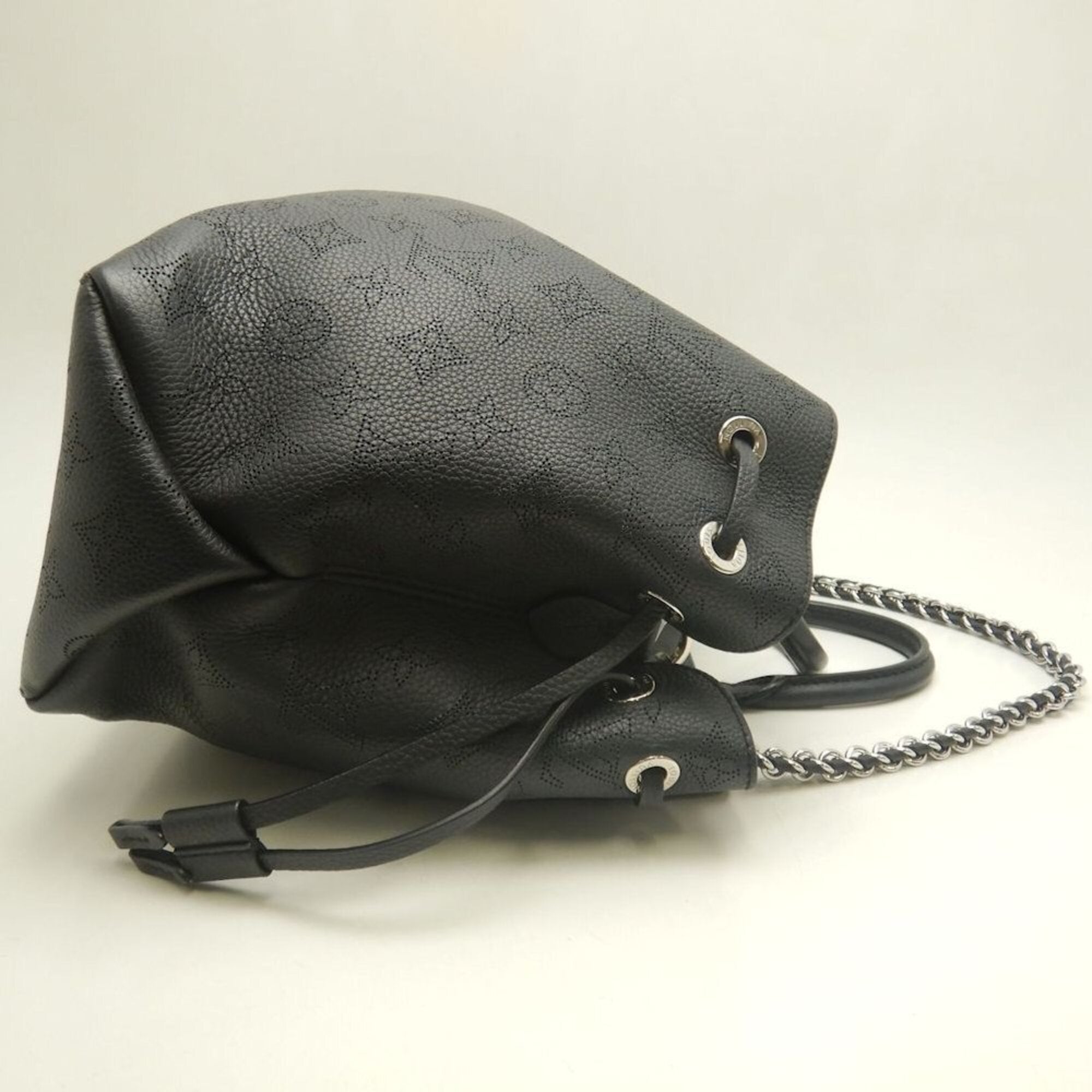 Louis Vuitton Mahina Noir Mahina Leather Tote Bag (Pre-Owned)