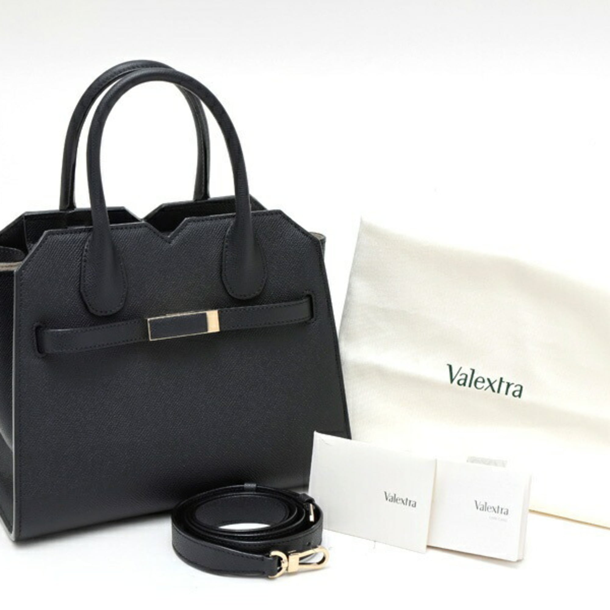 Valextra Black Leather Shoulder Bag (Pre-Owned)