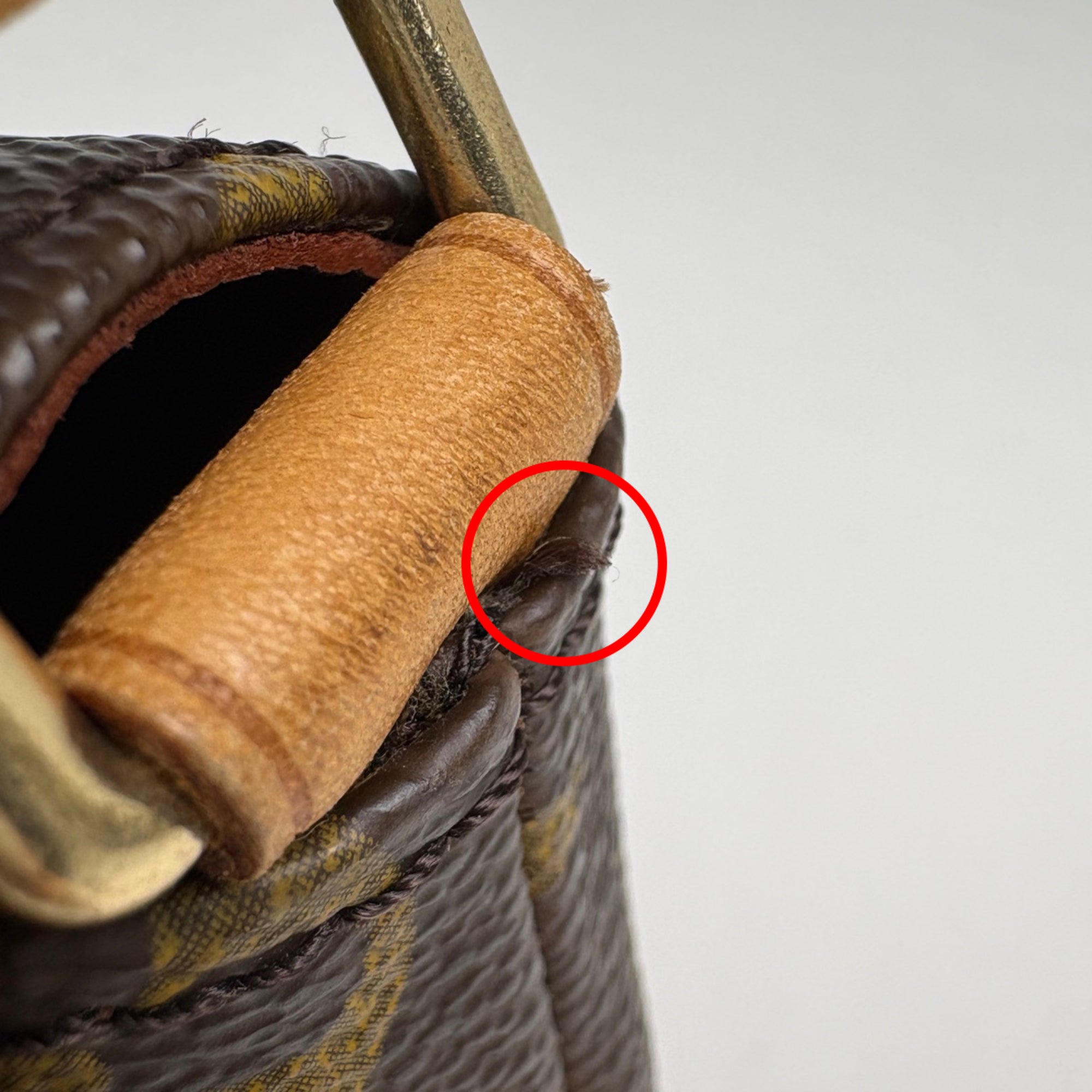 Louis Vuitton Brown Monogram Monogram Shoulder Bag (Pre-Owned)