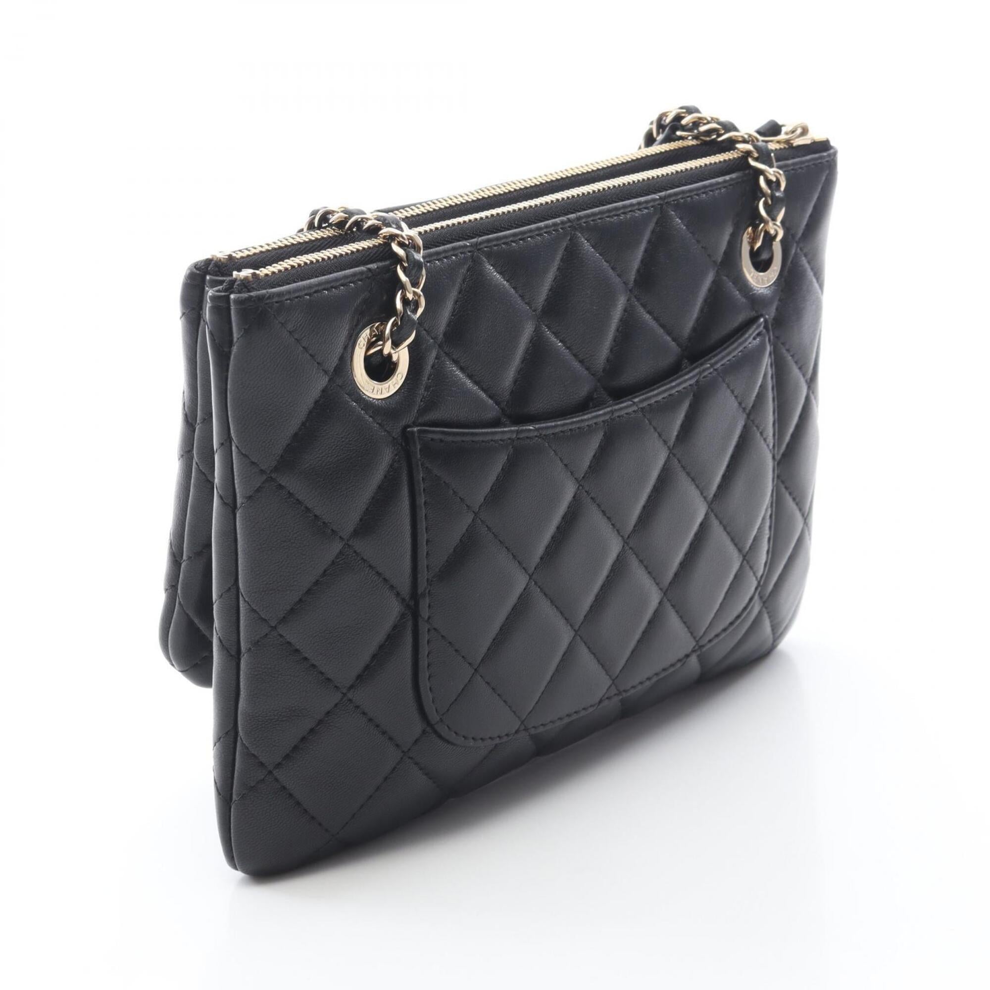 Chanel Black Leather Handbag Shoulder Bag (Pre-Owned)