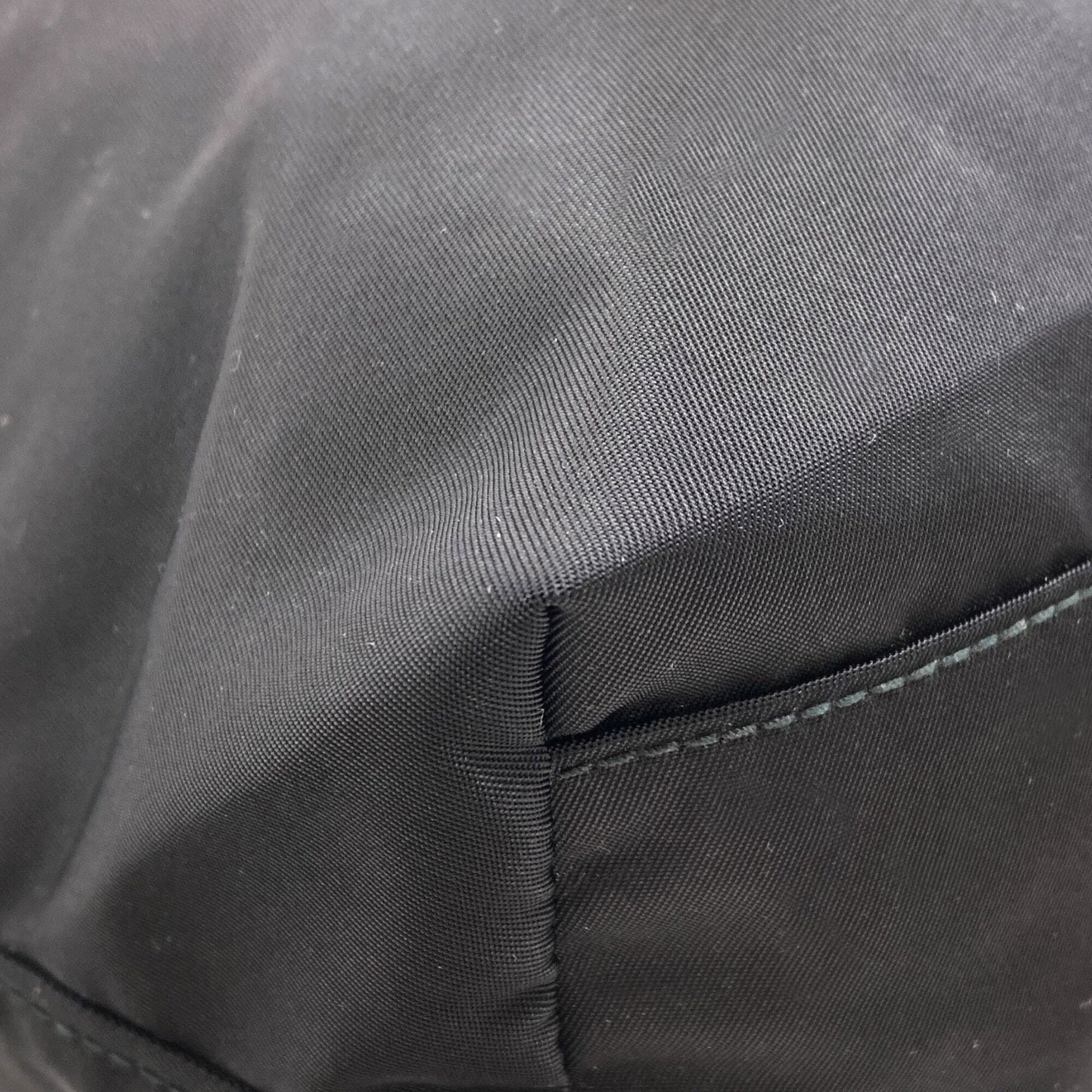 Prada Black Nylon Handbag (Pre-Owned)