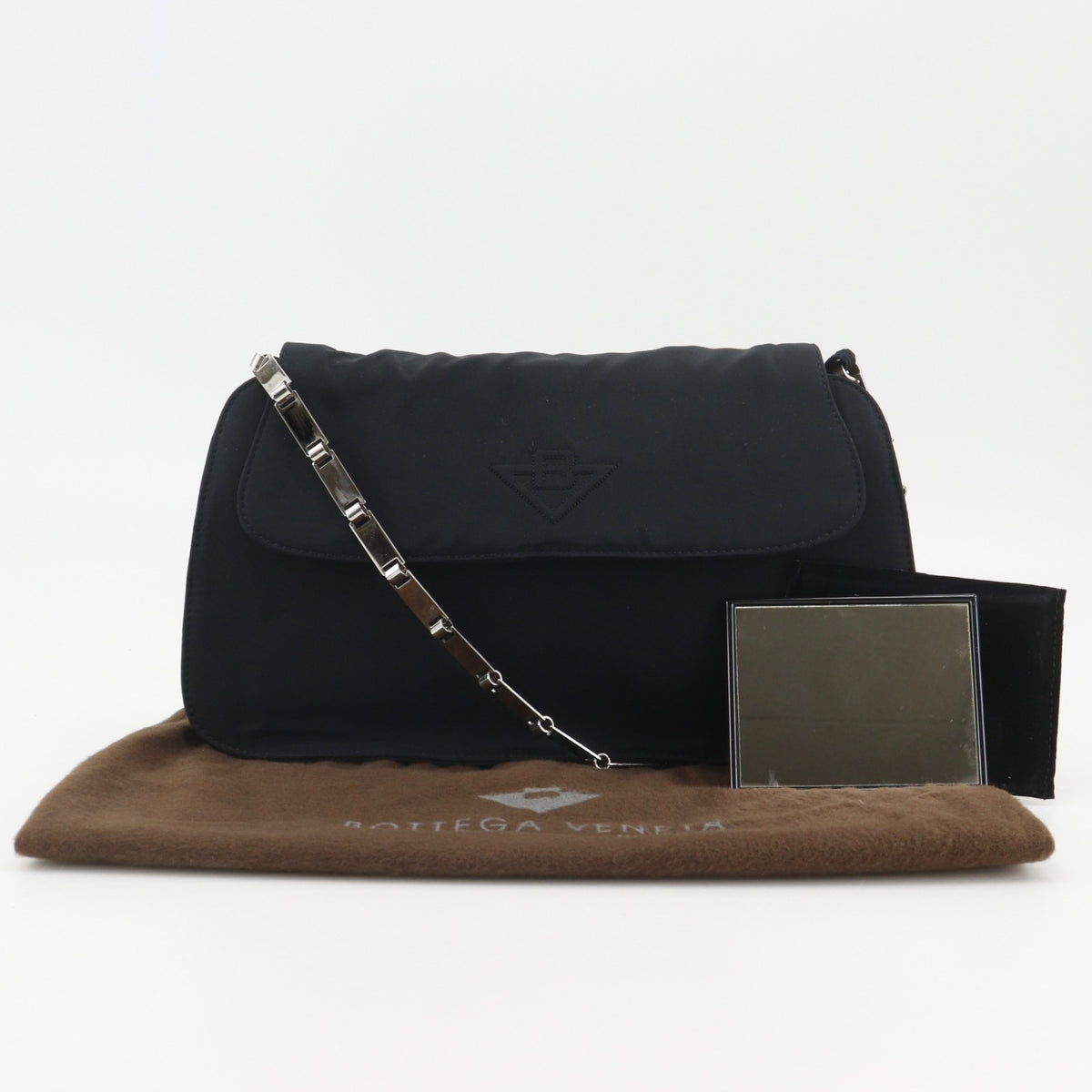 Bottega Veneta Black Nylon Shoulder Bag (Pre-Owned)