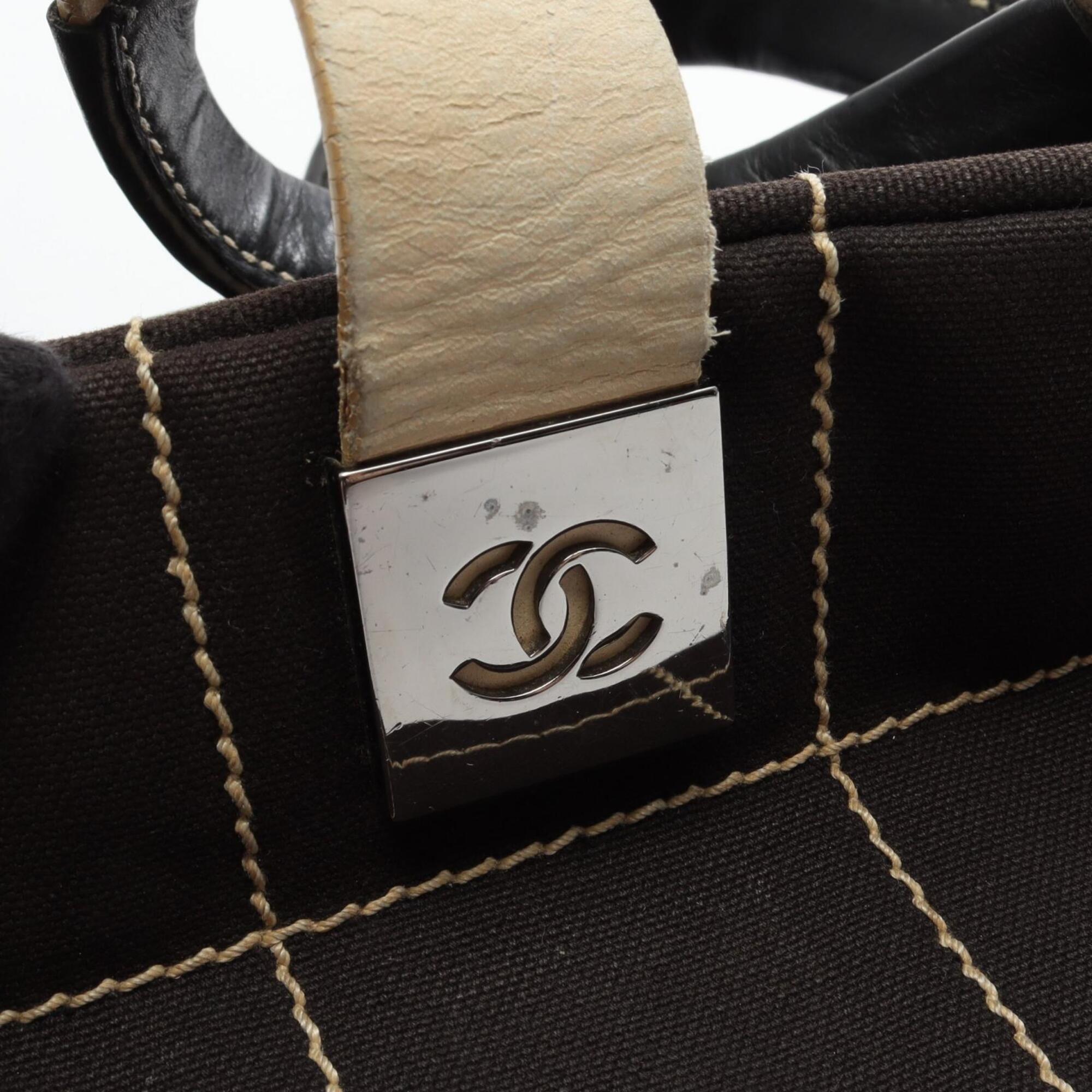 Chanel Black Leather Canvas Handbag (Pre-Owned)