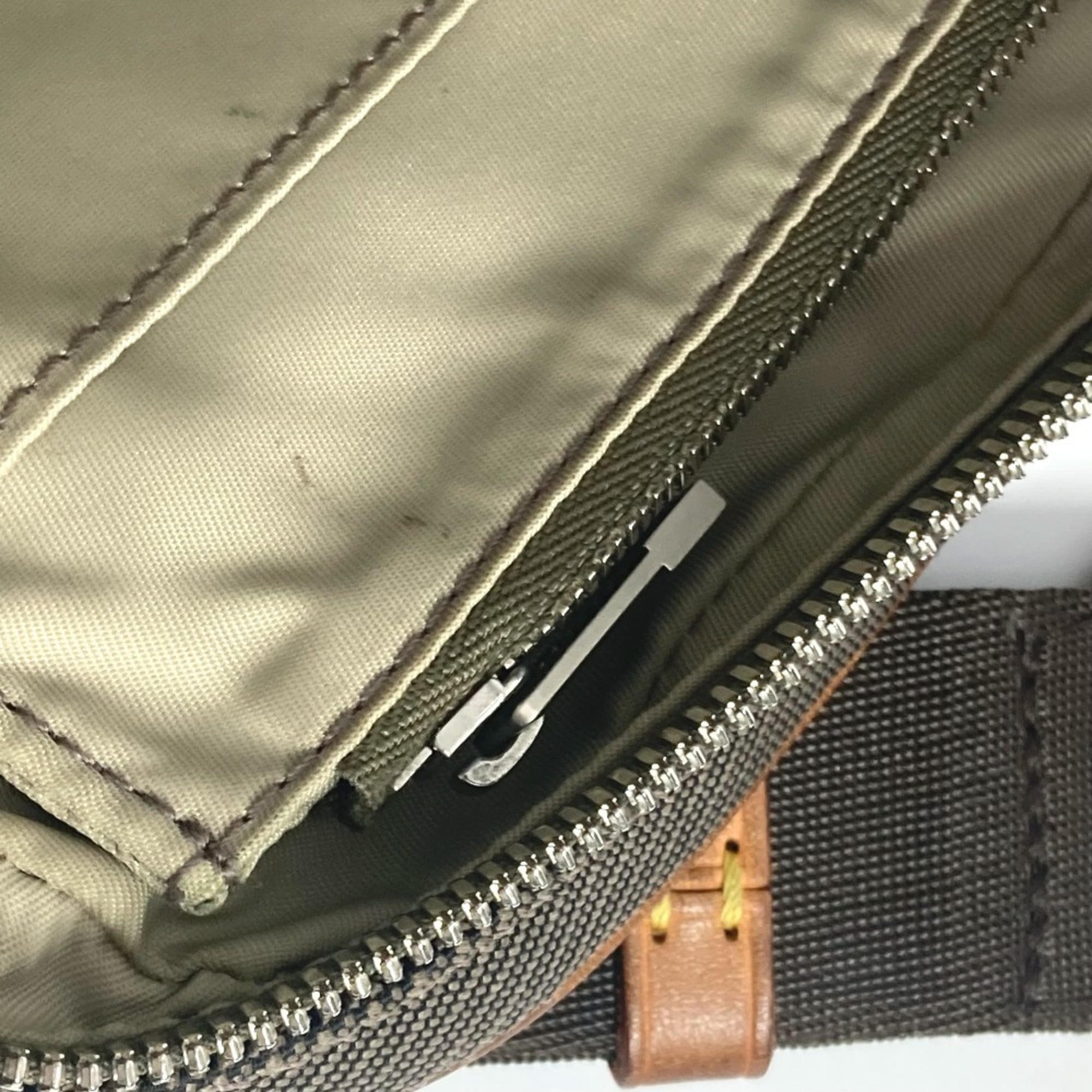 Louis Vuitton Earth Khaki Damier Geant Shoulder Bag Sling Bag (Pre-Owned)