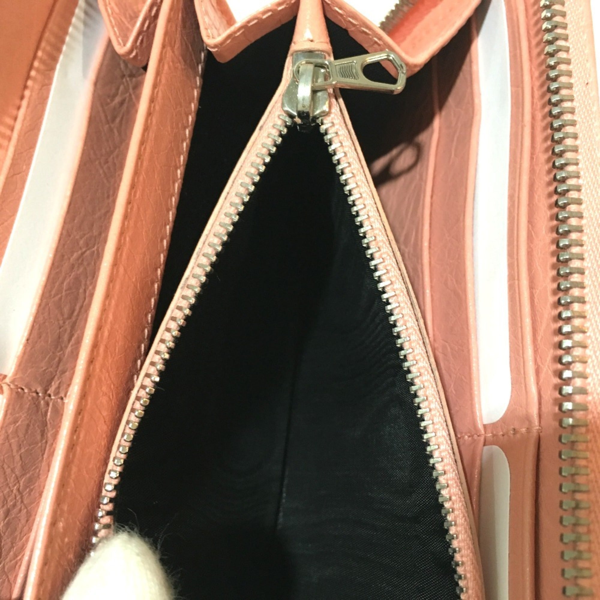 Balenciaga Pink Beige Leather Long Wallet (Bi-Fold) (Pre-Owned)