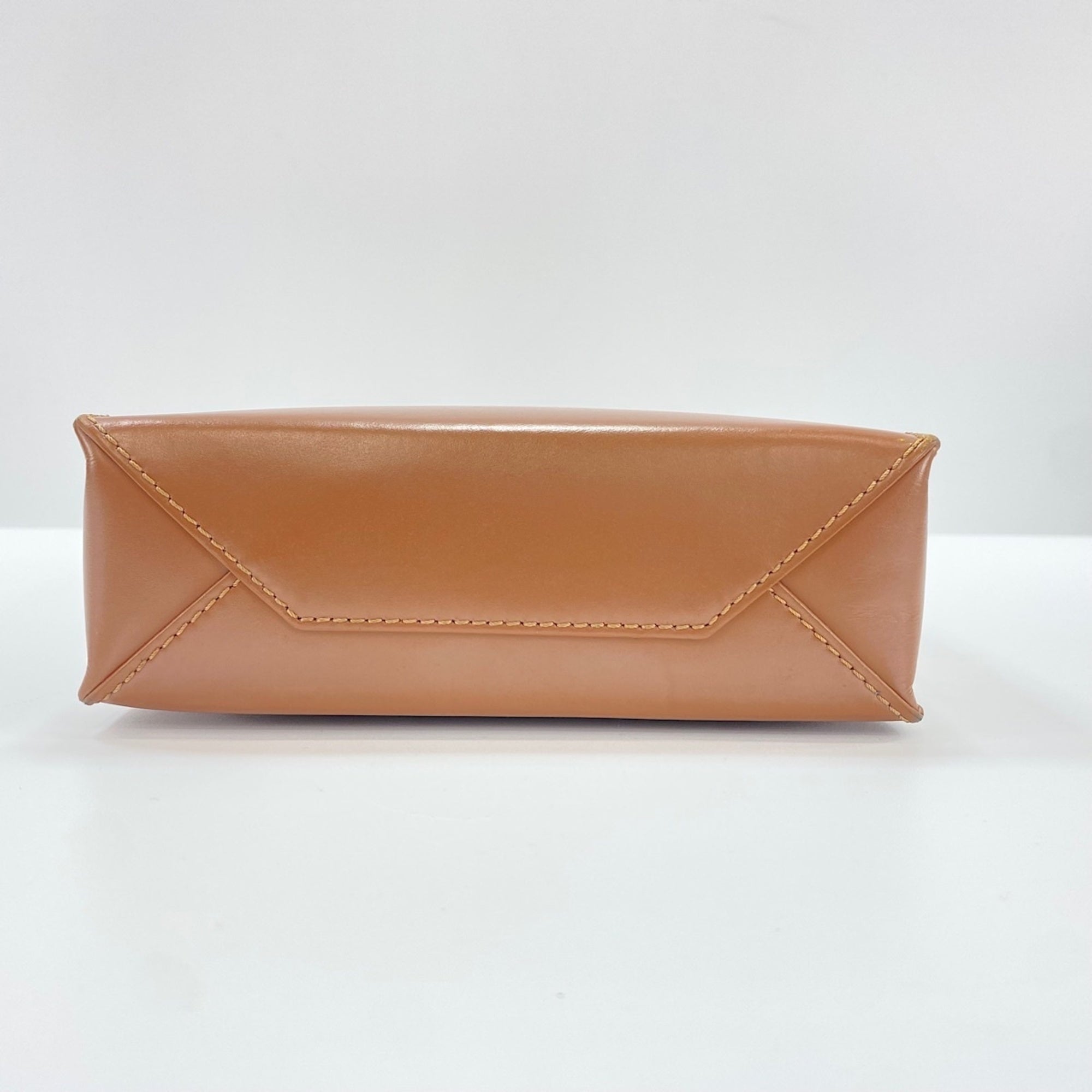 Loewe Brown Leather Handbag (Pre-Owned)