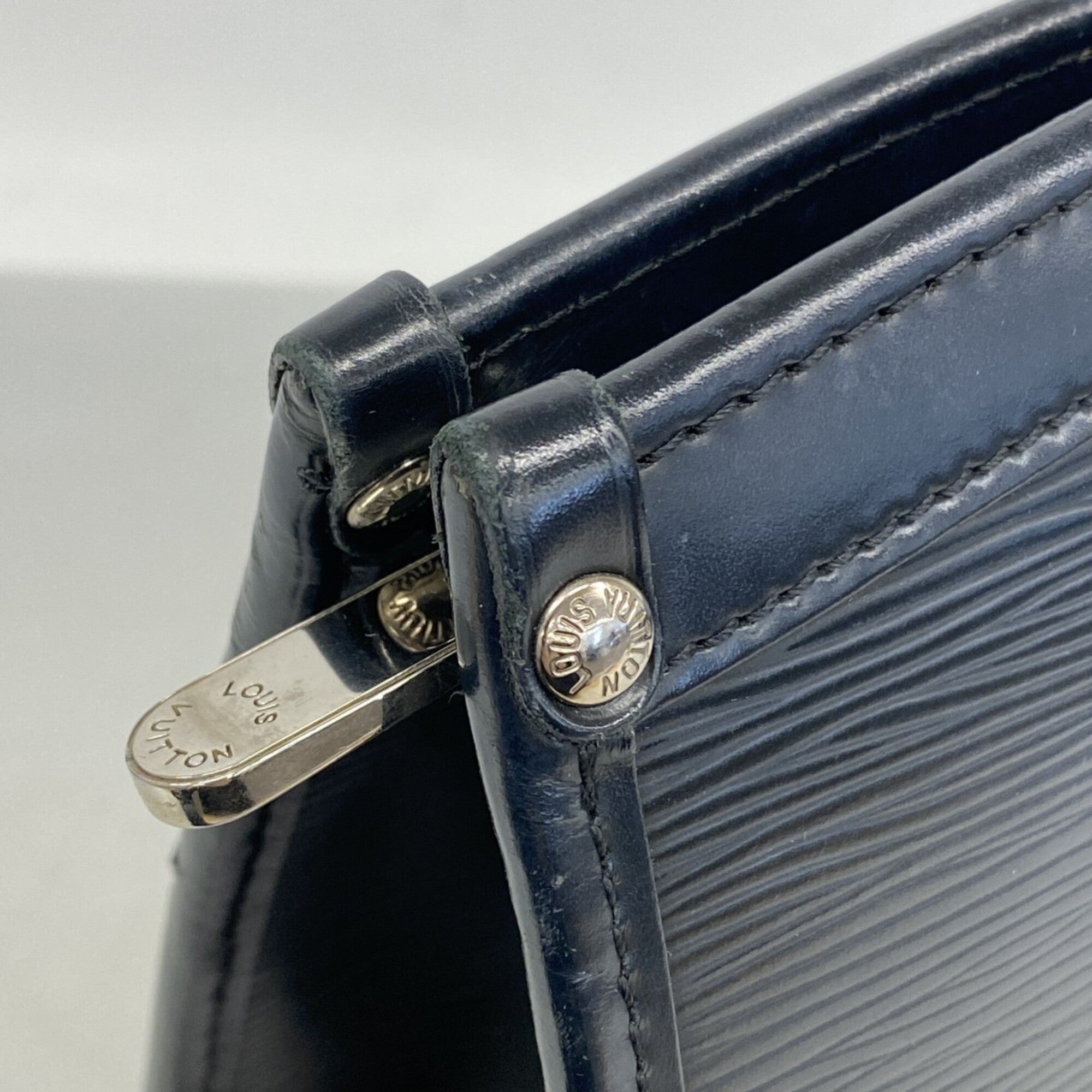 Louis Vuitton Noir Tote Bag (Pre-Owned)