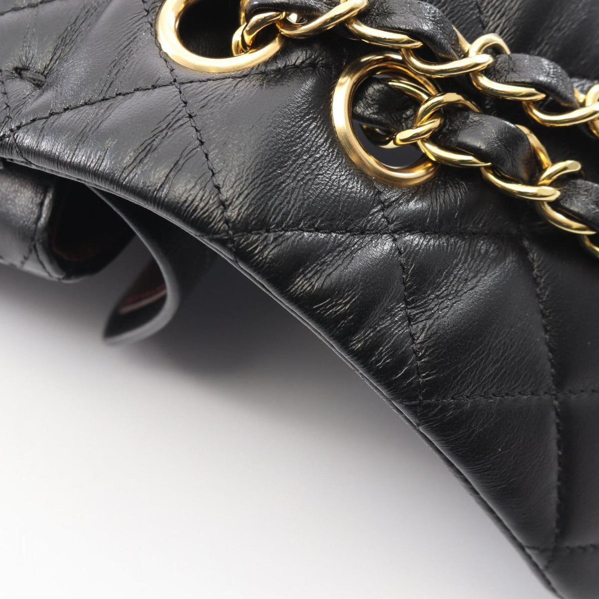 Chanel Black Leather Handbag Shoulder Bag (Pre-Owned)