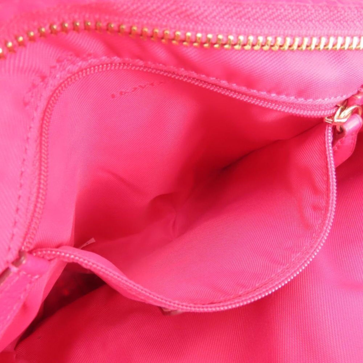 Coach Pink Leather Shoulder Bag (Pre-Owned)