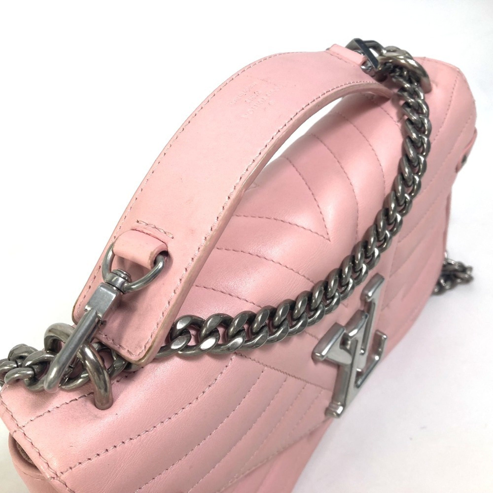 Louis Vuitton Pink Leather Handbag Shoulder Bag (Pre-Owned)