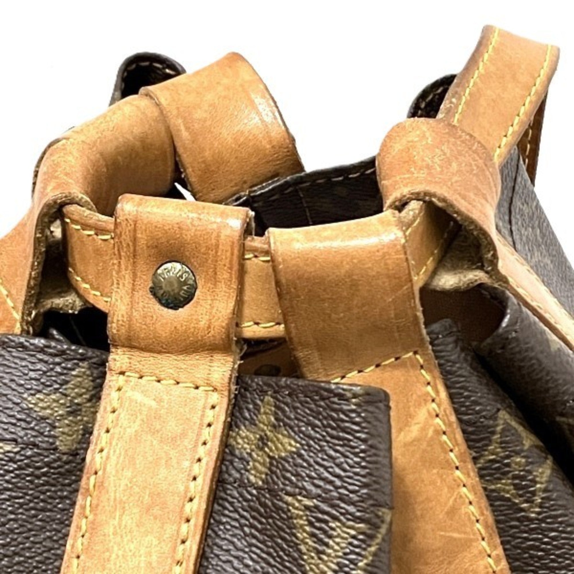 Louis Vuitton Brown Monogram Monogram Shoulder Bag (Pre-Owned)