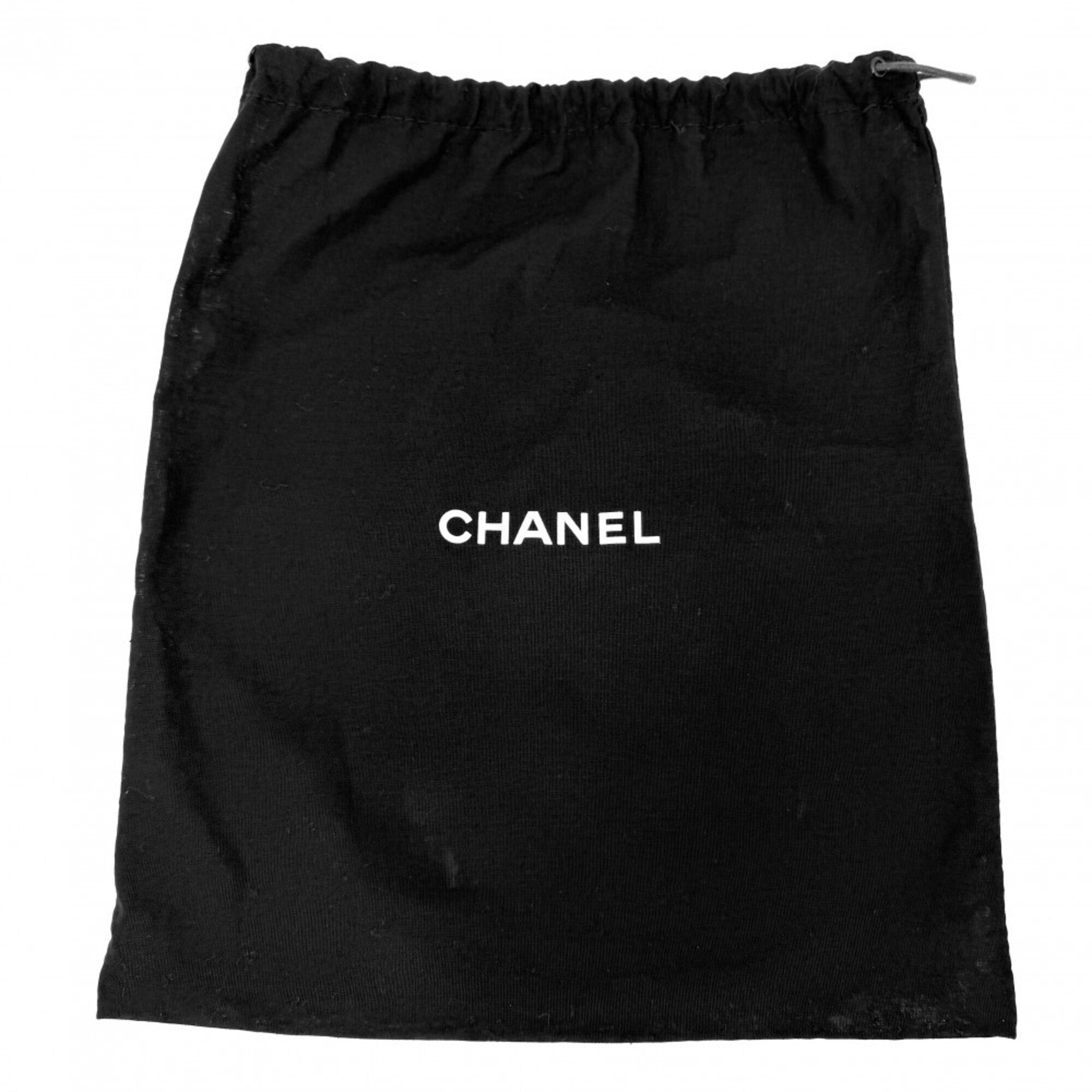 Chanel Matelasse Black Leather Shoulder Bag (Pre-Owned)