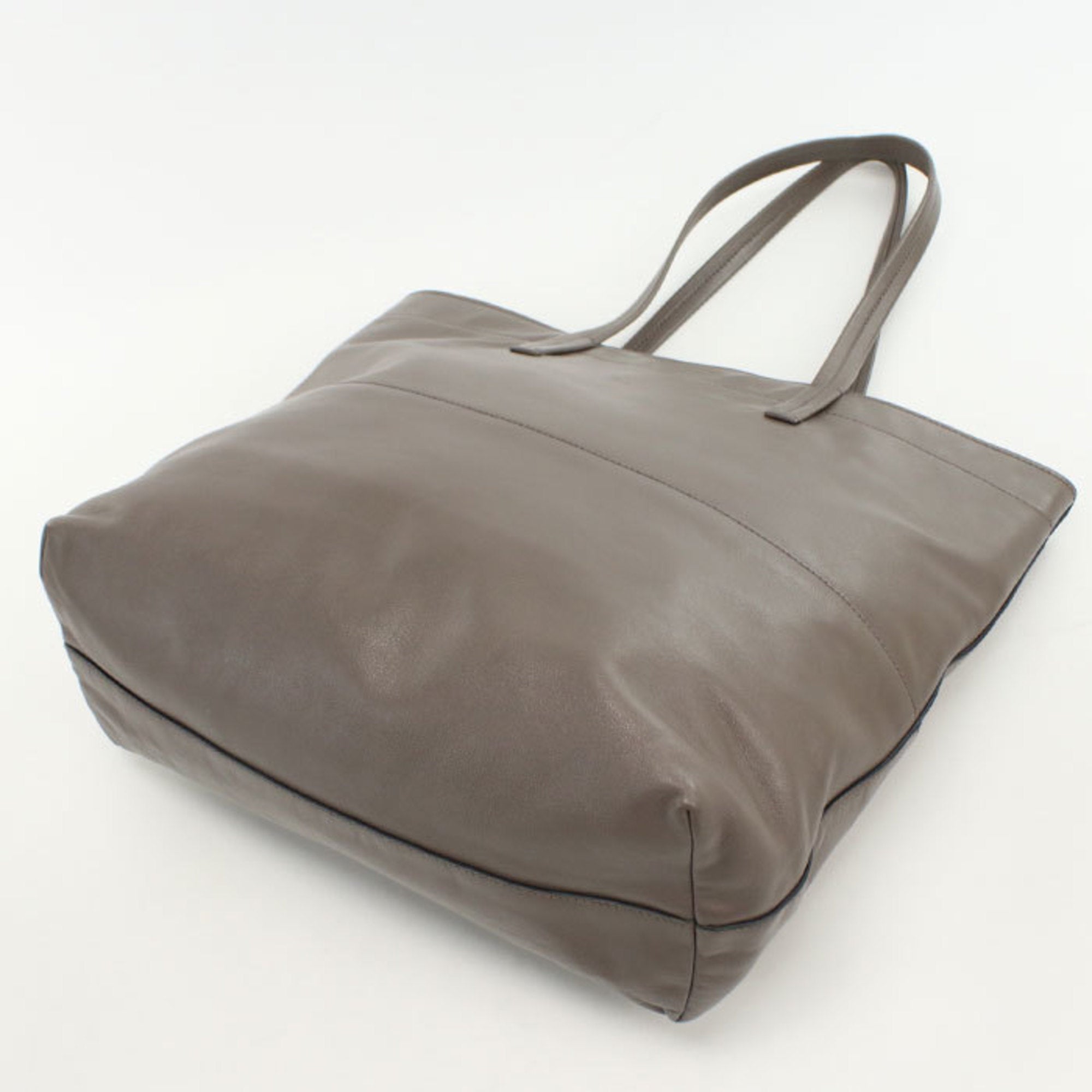 Miu Miu Gray Leather Tote Bag (Pre-Owned)