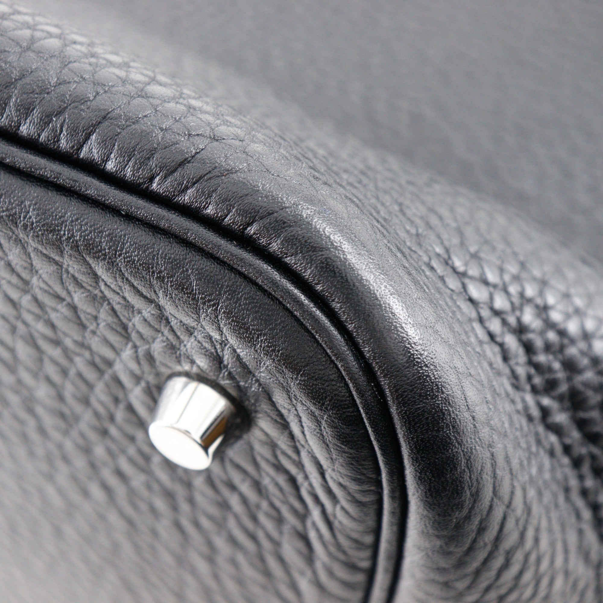 Hermes Black Taurillon Clemence Leather Handbag (Pre-Owned)