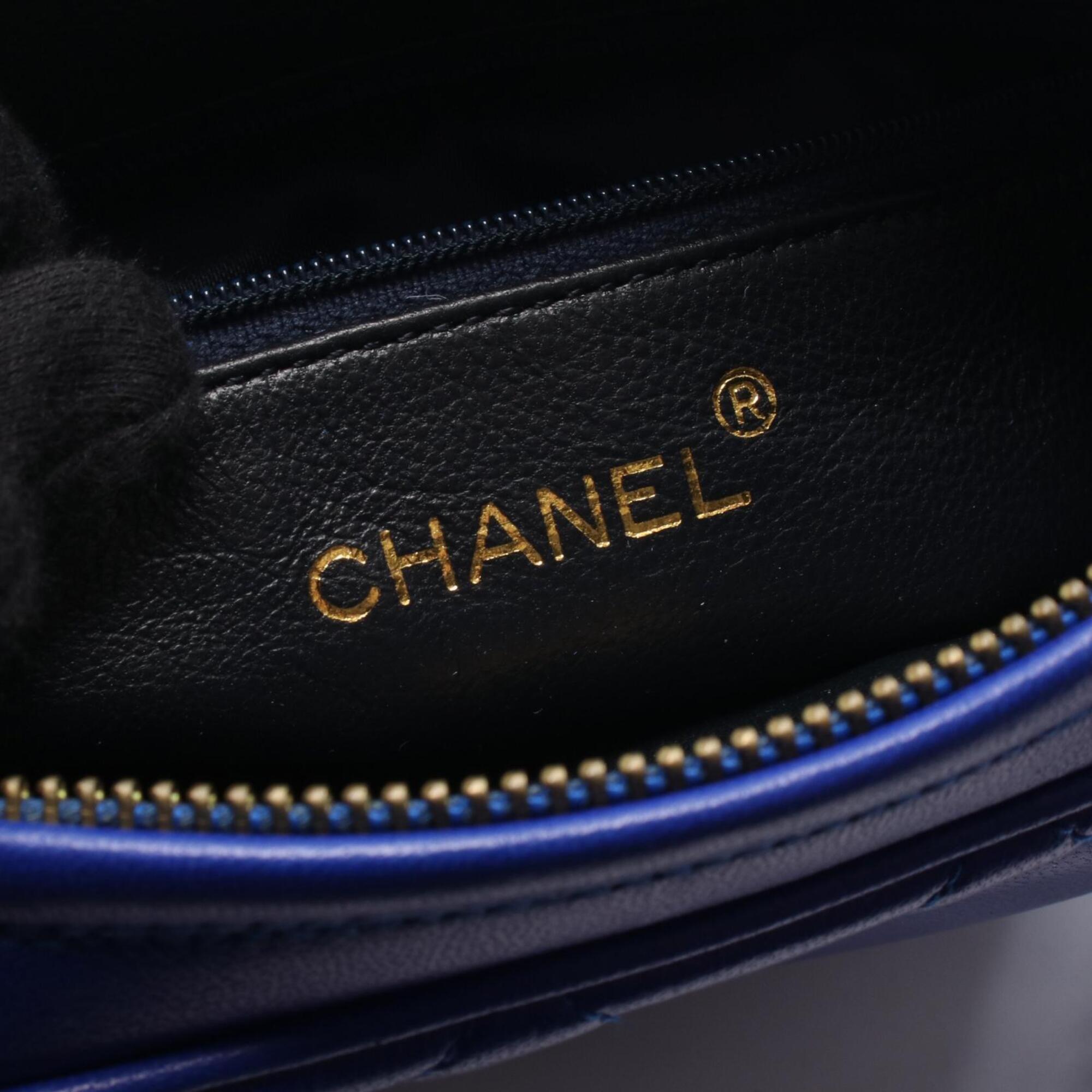 Chanel Blue Leather Handbag Shoulder Bag (Pre-Owned)