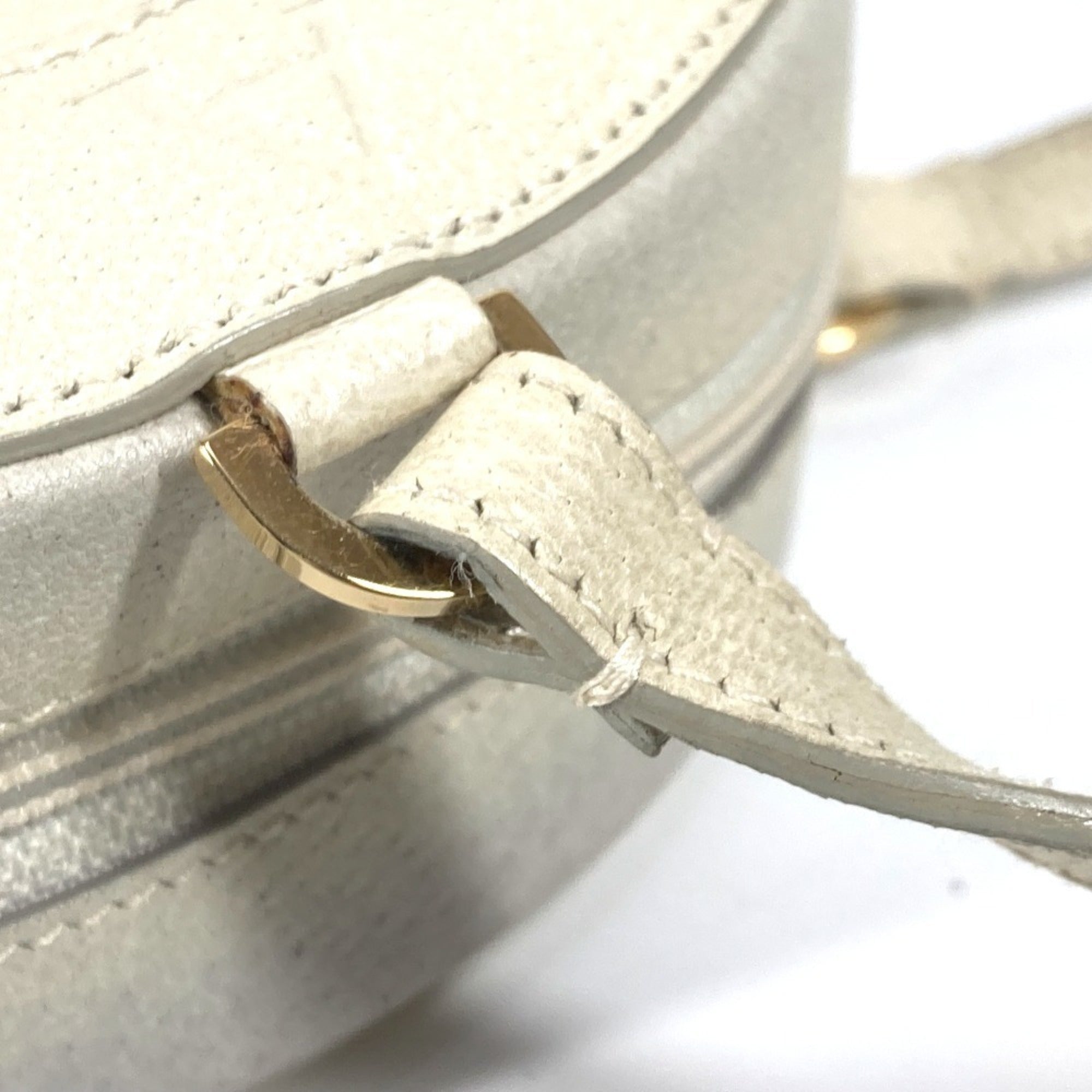 Bvlgari Beige Leather Pochette Shoulder Bag (Pre-Owned)