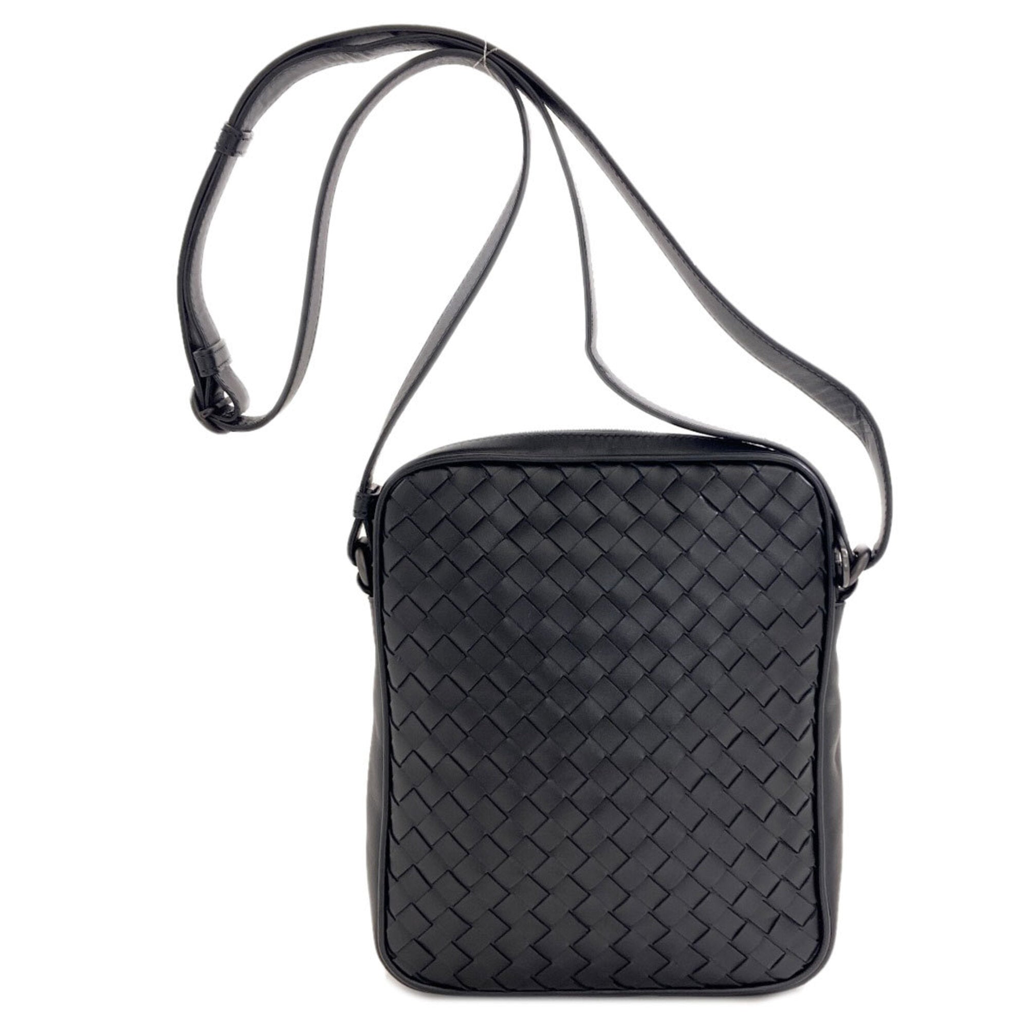 Bottega Veneta Black Leather Shoulder Bag (Pre-Owned)