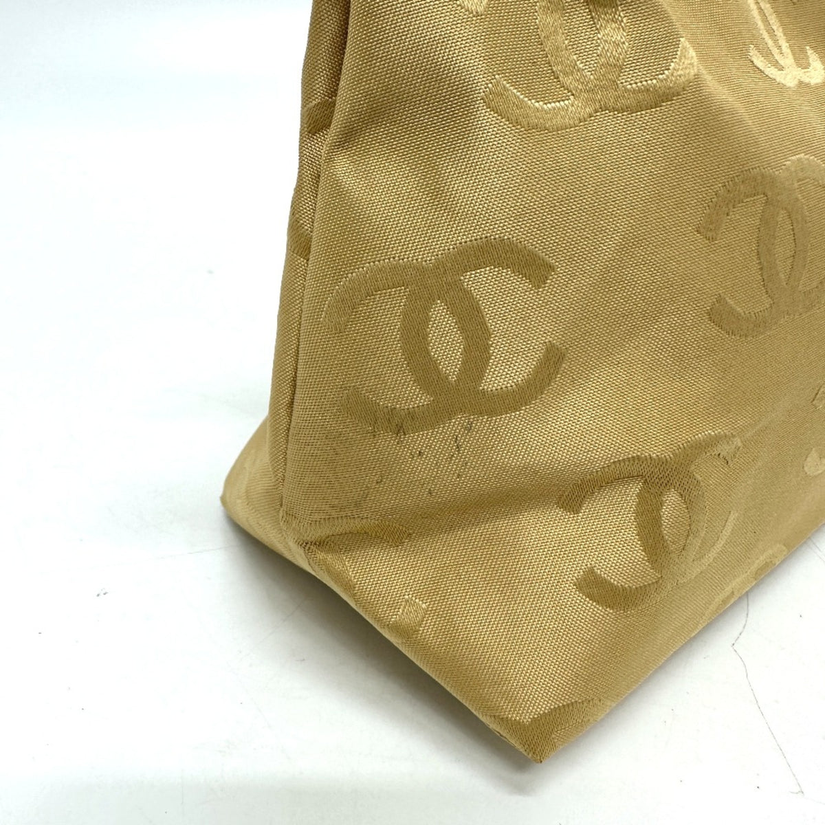Chanel Beige Leather Tote Bag (Pre-Owned)