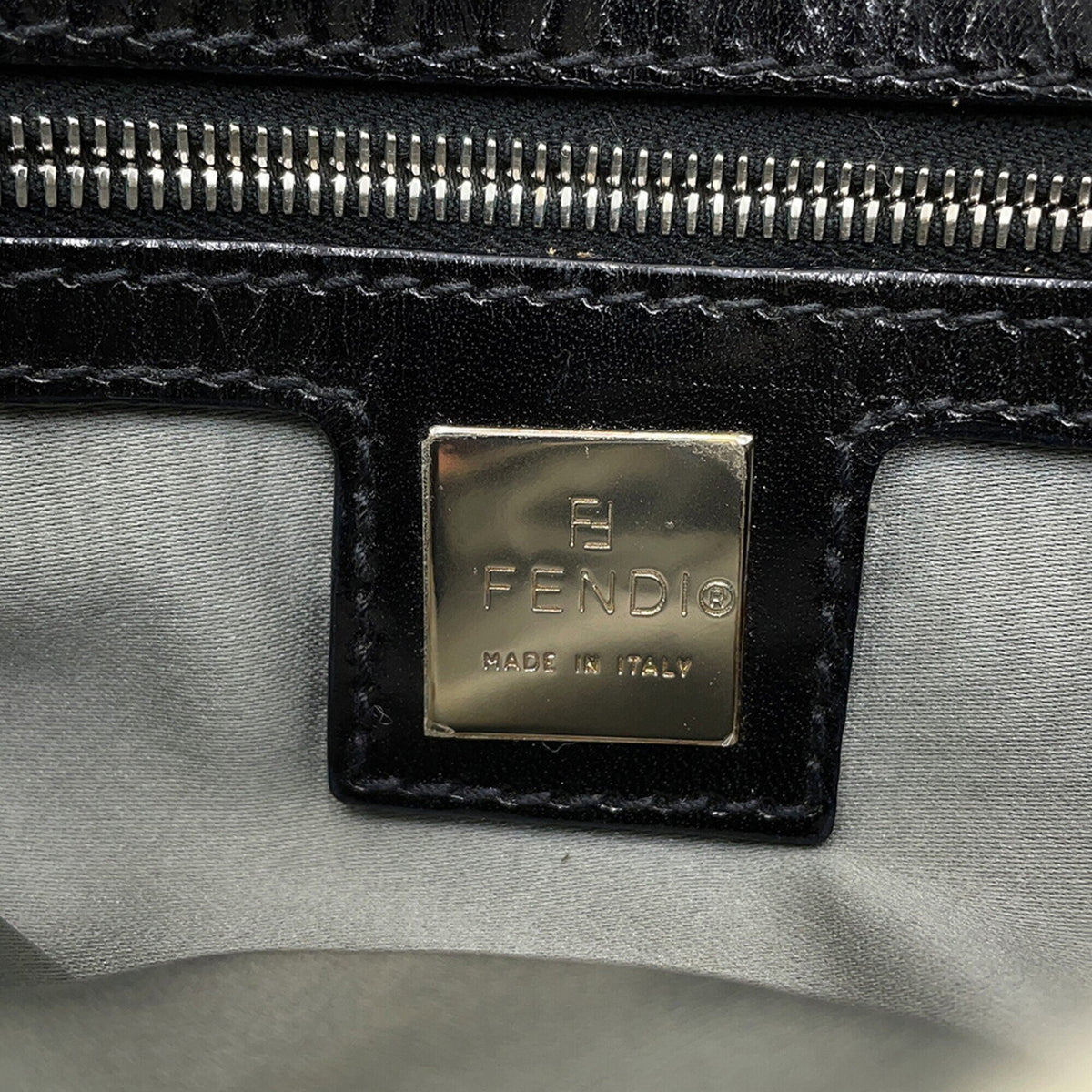 Fendi Black White Wool Leather Handbag (Pre-Owned)
