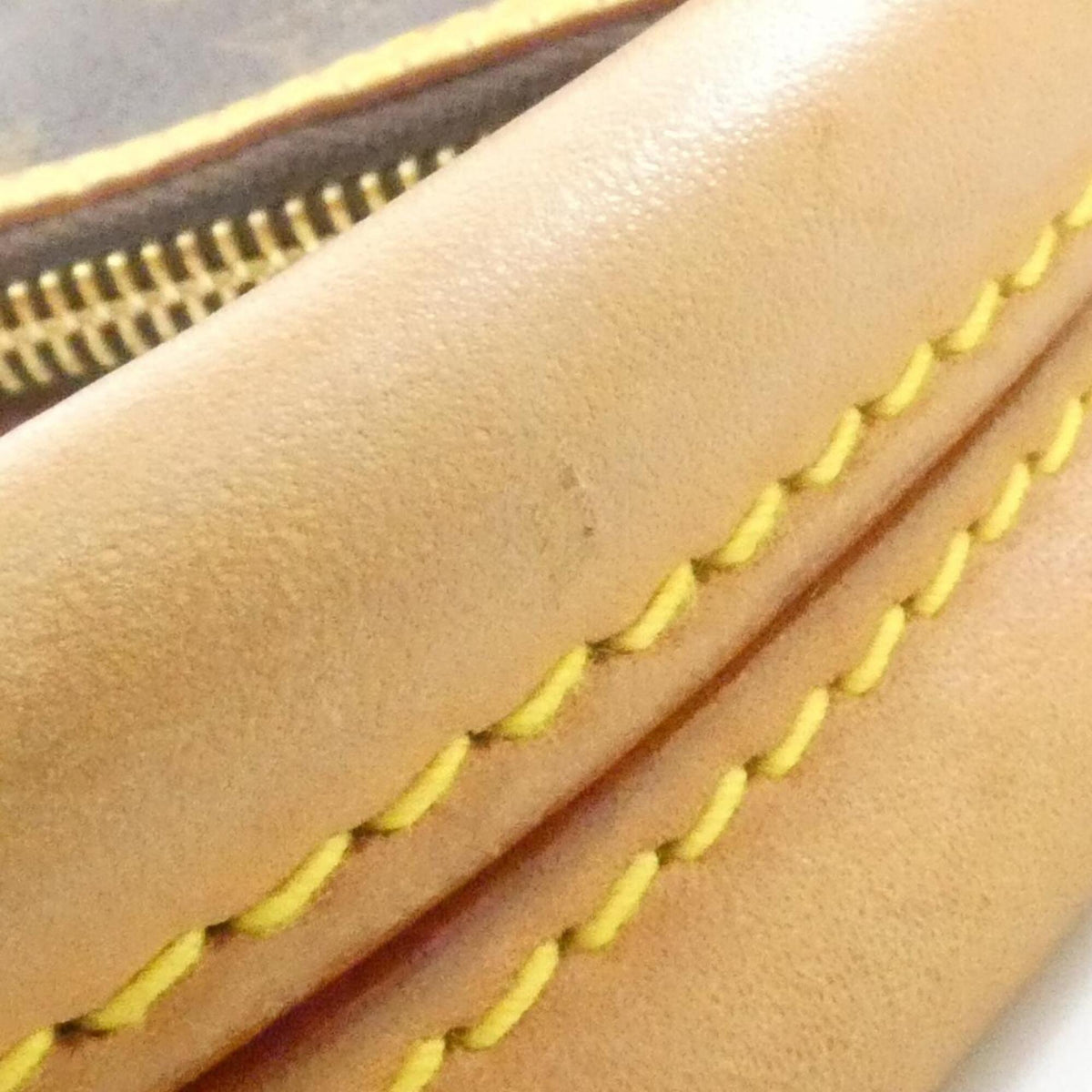 Louis Vuitton Brown Coated Canvas Handbag (Pre-Owned)
