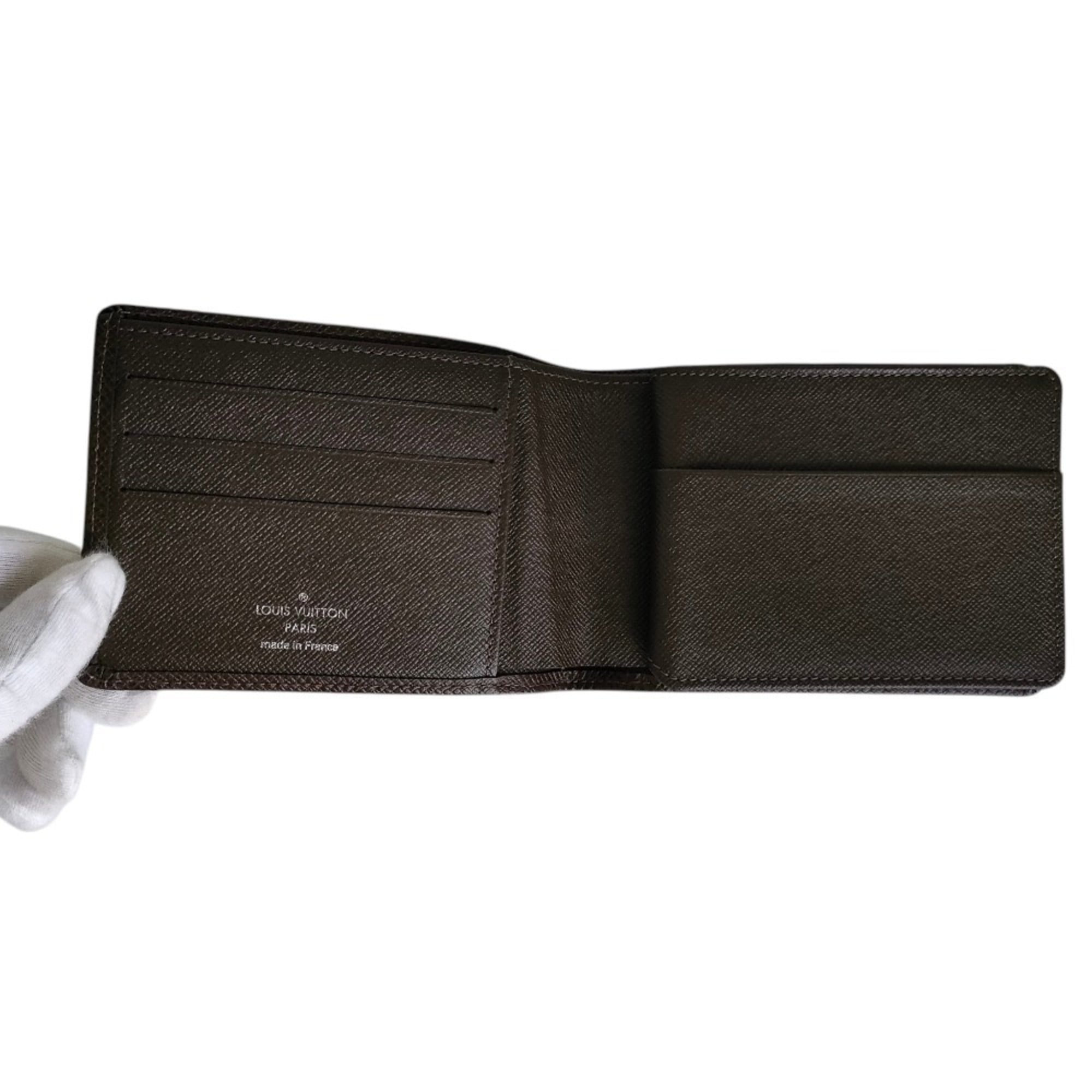 Louis Vuitton Taiga Brown Leather Wallet (Bi-Fold) (Pre-Owned)