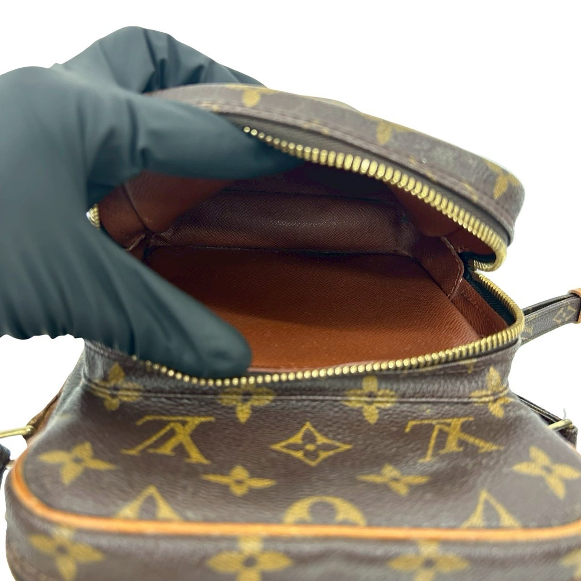 Louis Vuitton Brown Leather Pvc Pochette Shoulder Bag (Pre-Owned)