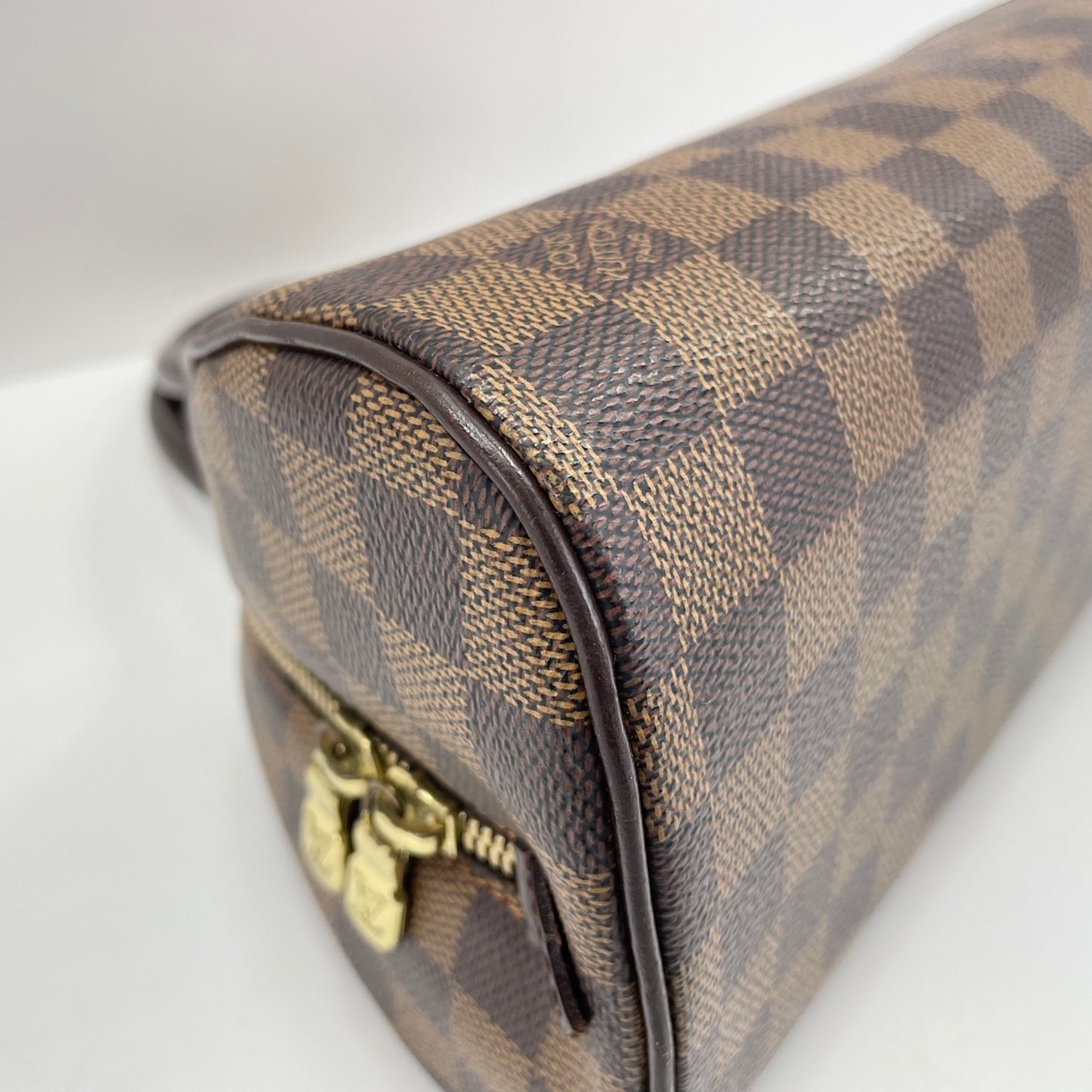 Louis Vuitton Brown Handbag (Pre-Owned)