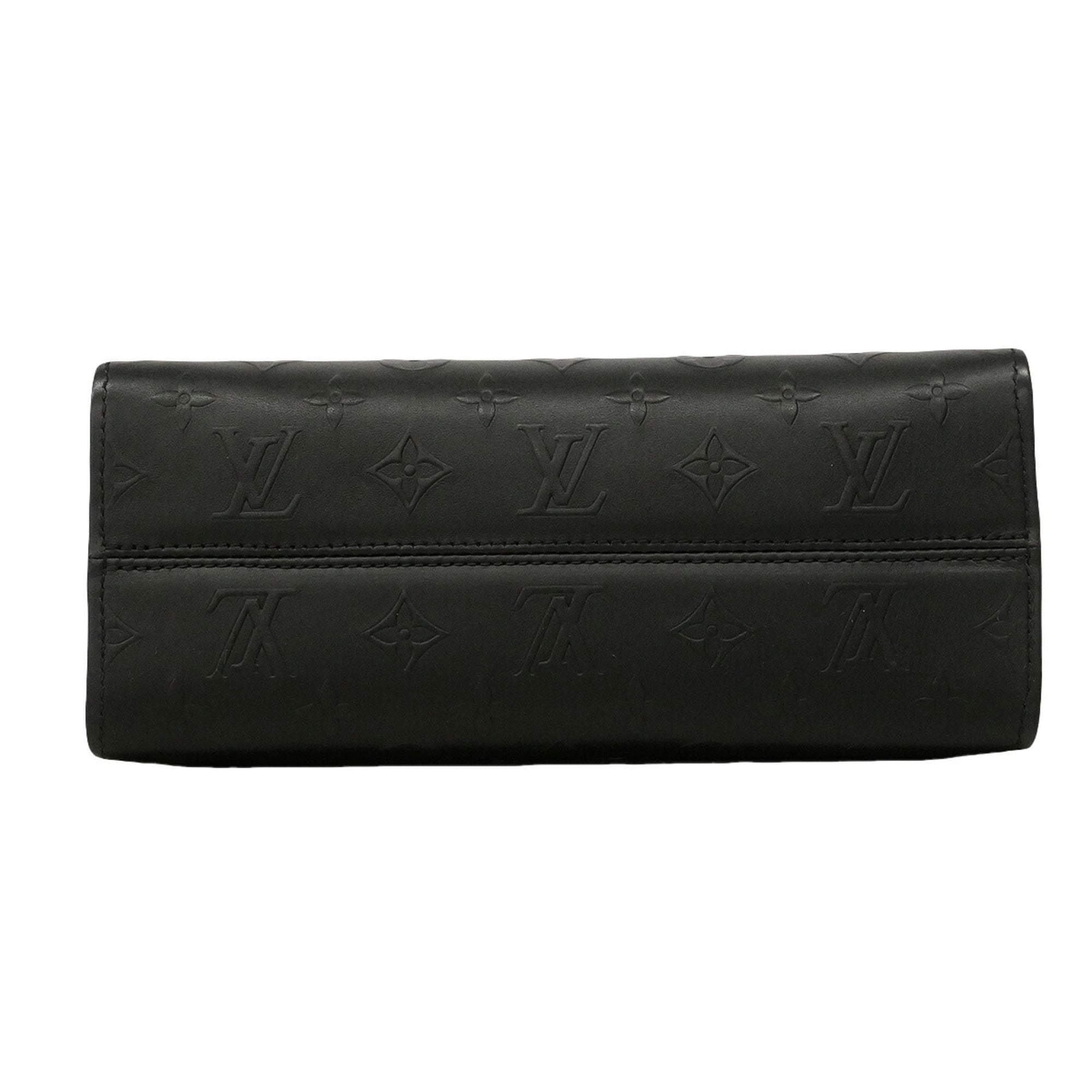 Louis Vuitton Black Handbag (Pre-Owned)