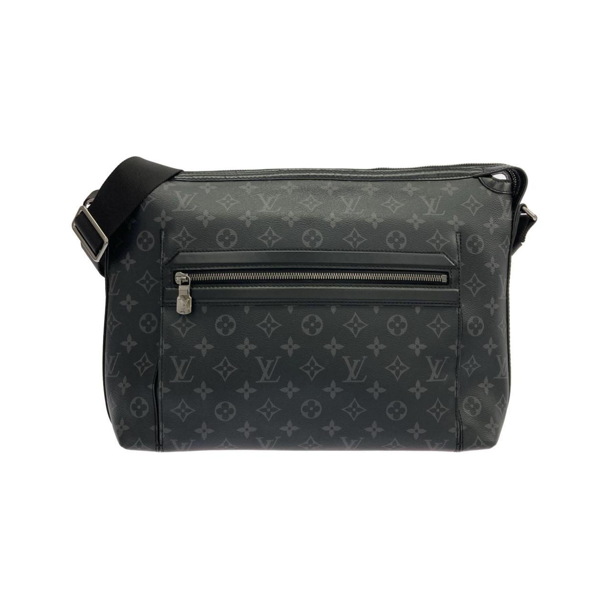 Louis Vuitton Black Coated Canvas Shoulder Bag (Pre-Owned)