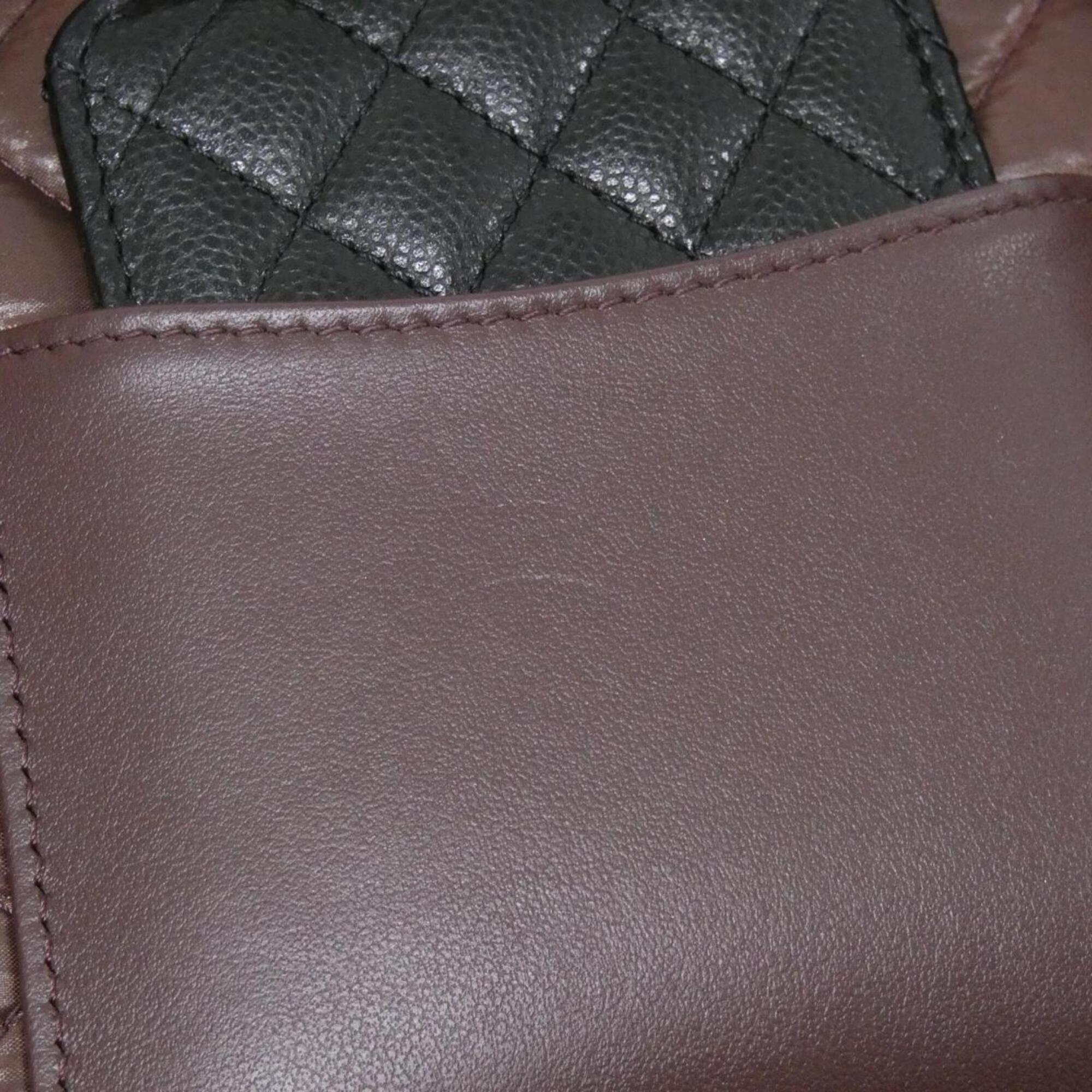 Chanel Black Grained Calfskin Handbag (Pre-Owned)
