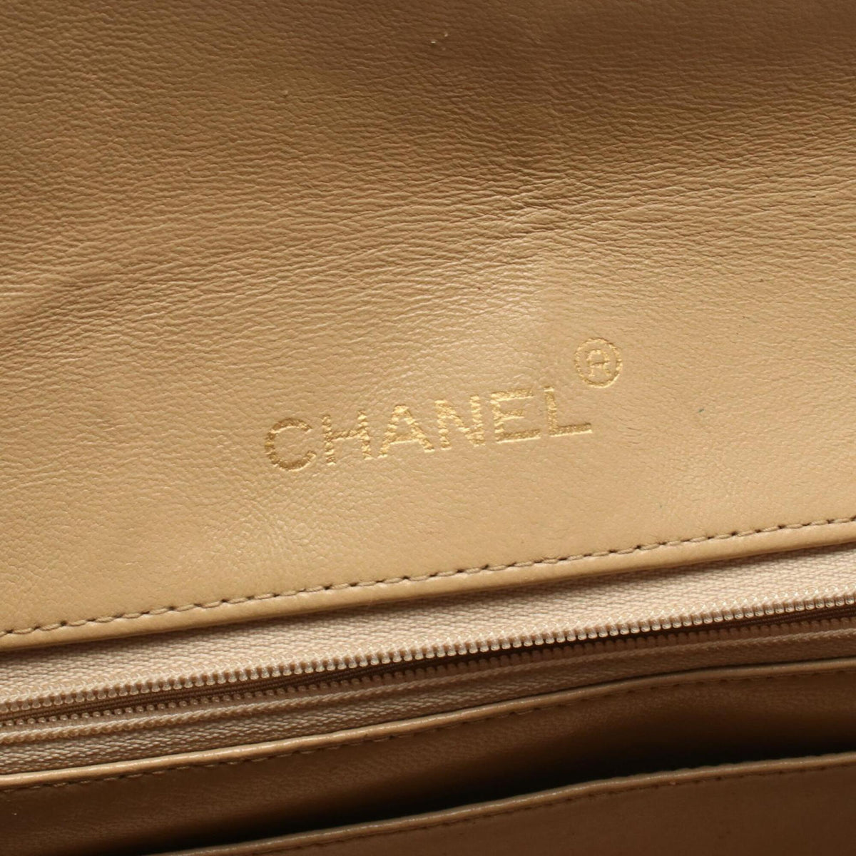 Chanel Matelasse Beige Leather Handbag Shoulder Bag (Pre-Owned)