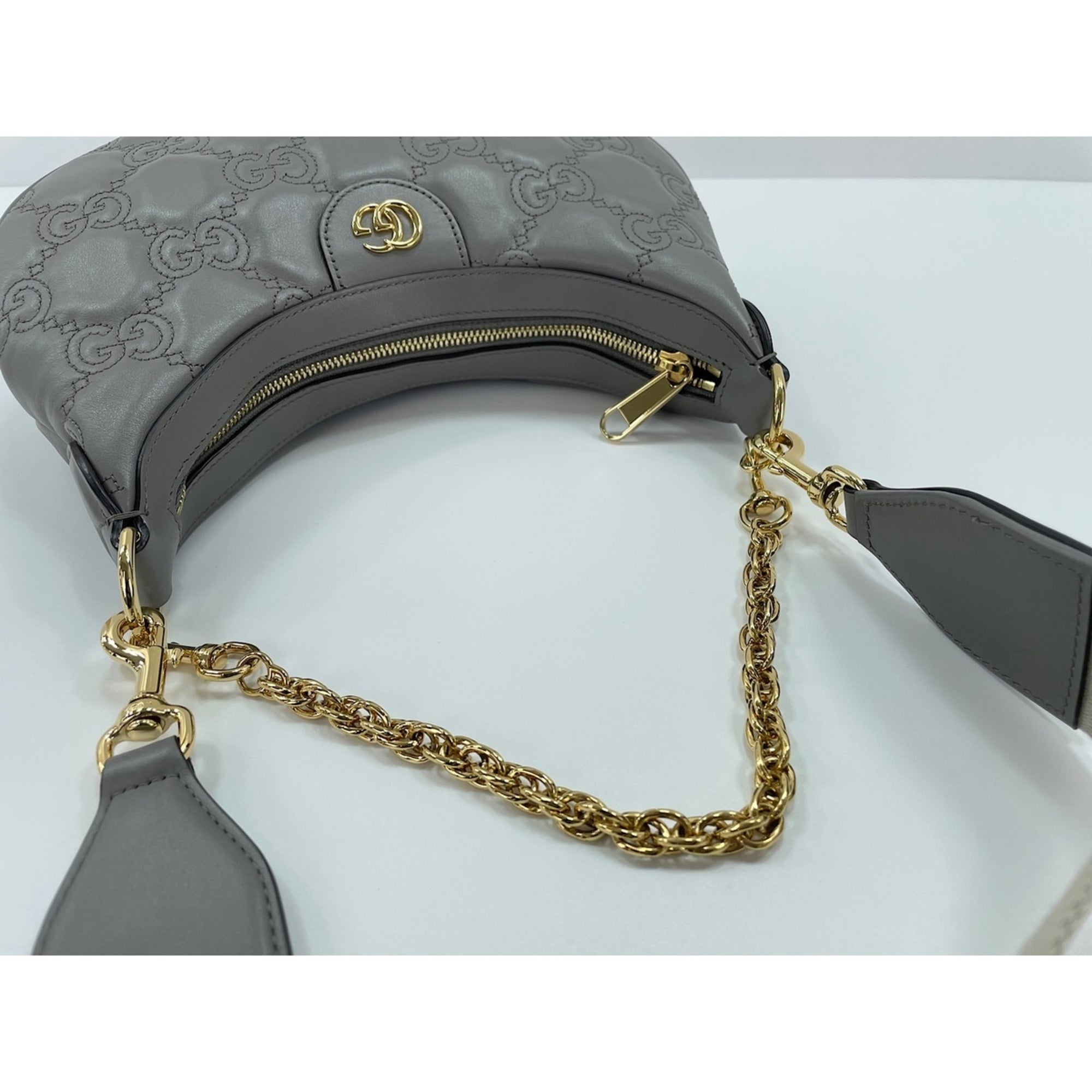 Gucci Gray Handbag (Pre-Owned)