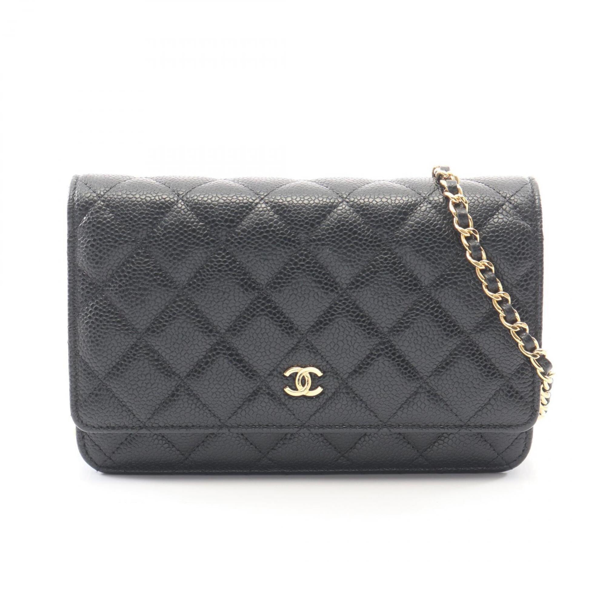 Chanel Black Grained Calfskin Handbag Shoulder Bag (Pre-Owned)