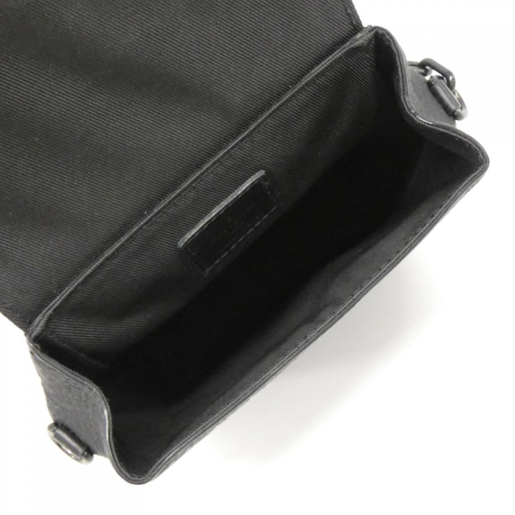 Louis Vuitton Black Leather Shoulder Bag (Pre-Owned)