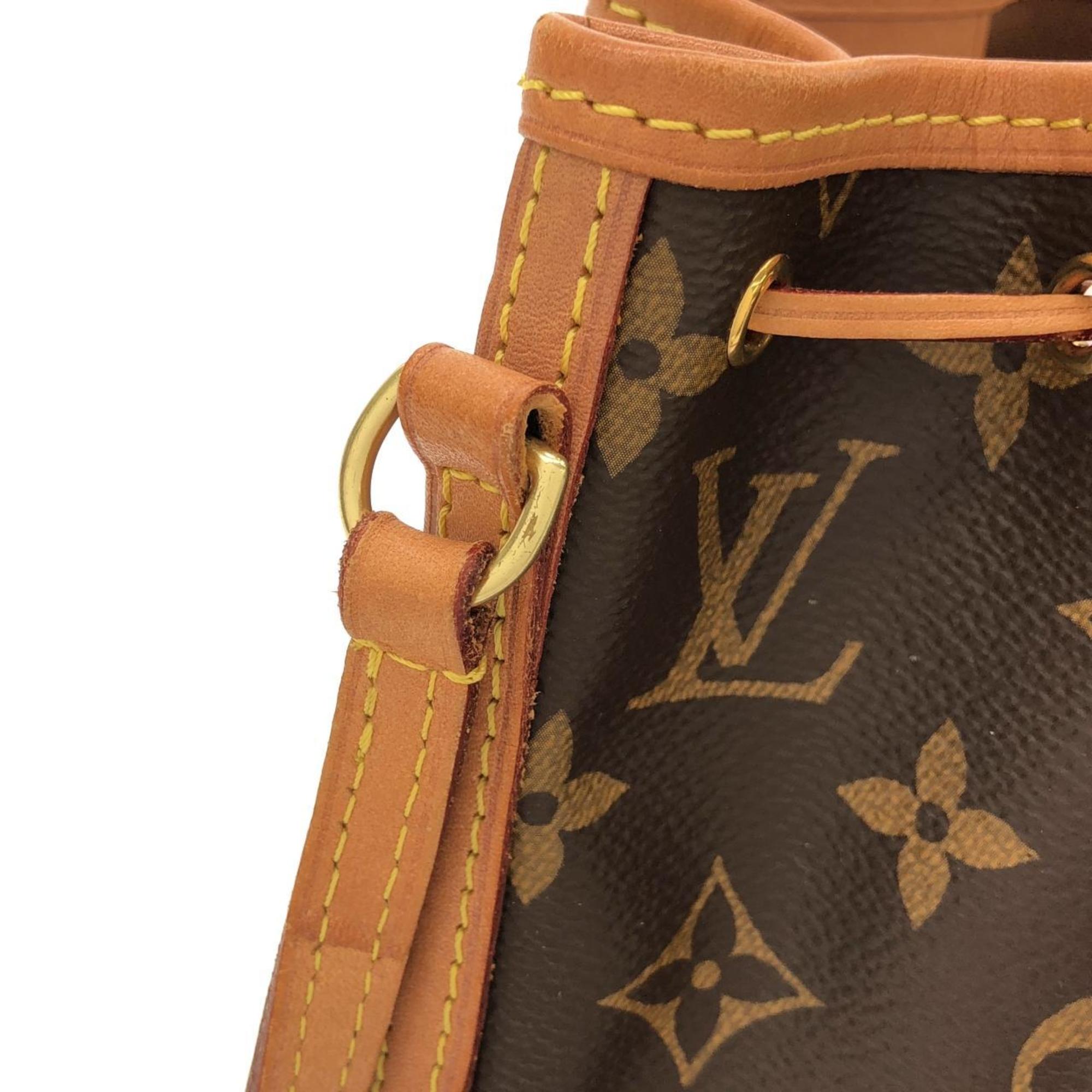Louis Vuitton Marron Coated Canvas Shoulder Bag (Pre-Owned)