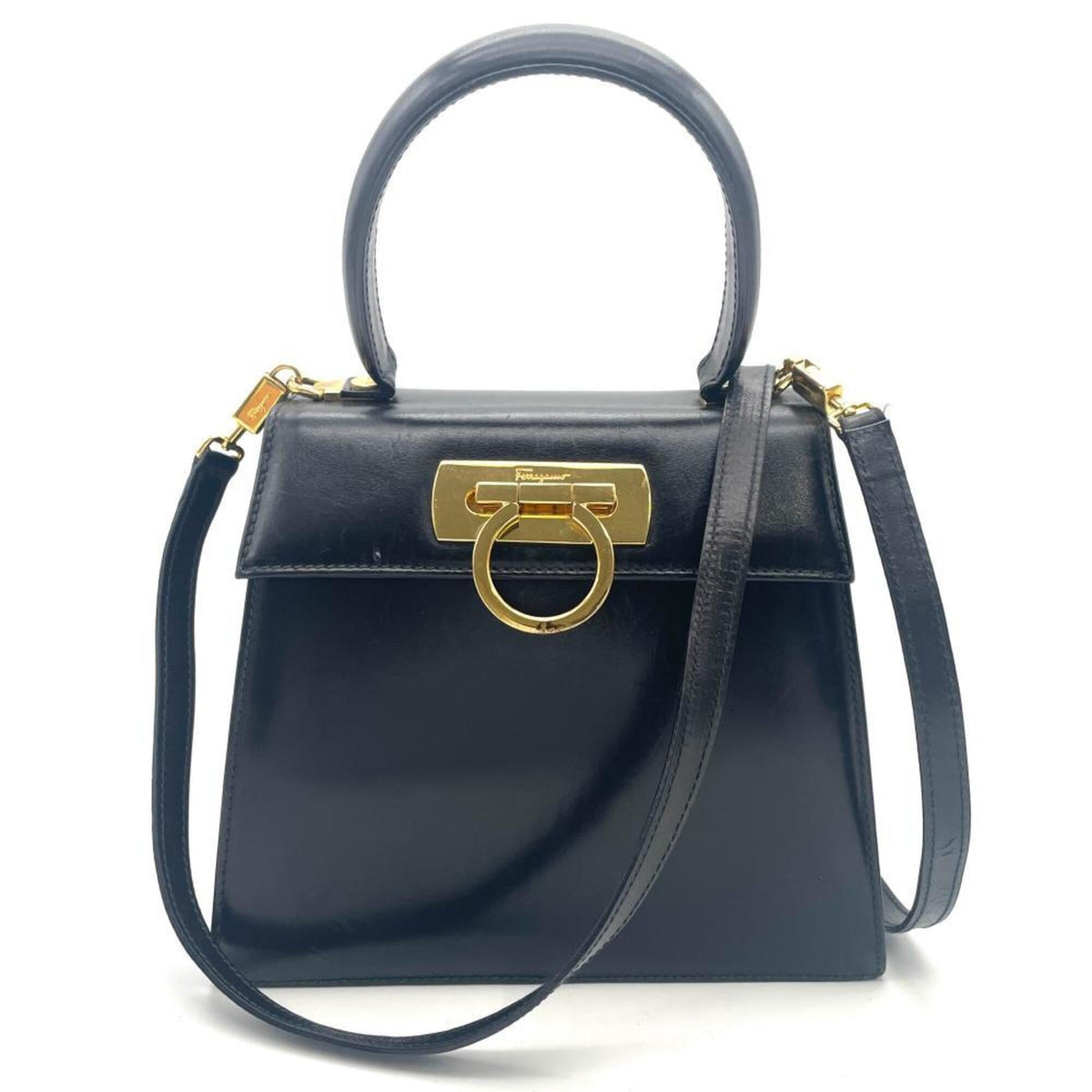 Salvatore Ferragamo Black Leather Handbag (Pre-Owned)