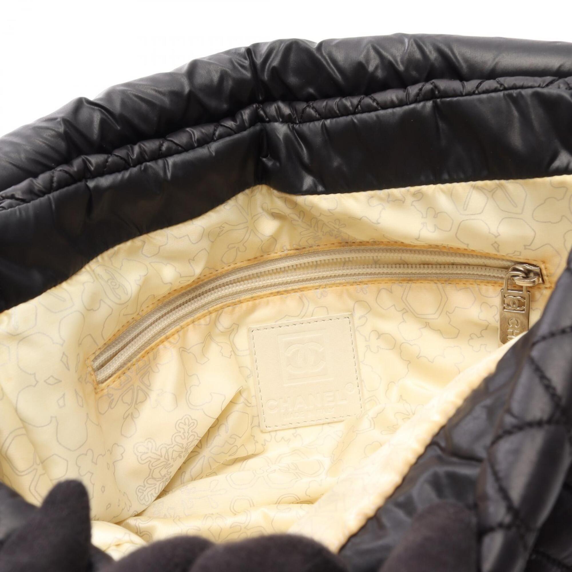 Chanel Black Nylon Leather Handbag Shoulder Bag (Pre-Owned)