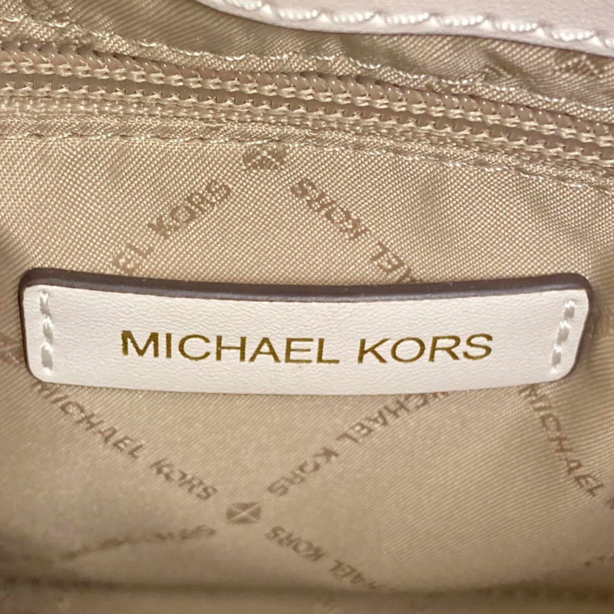 Michael Kors Beige Leather Straw Handbag (Pre-Owned)