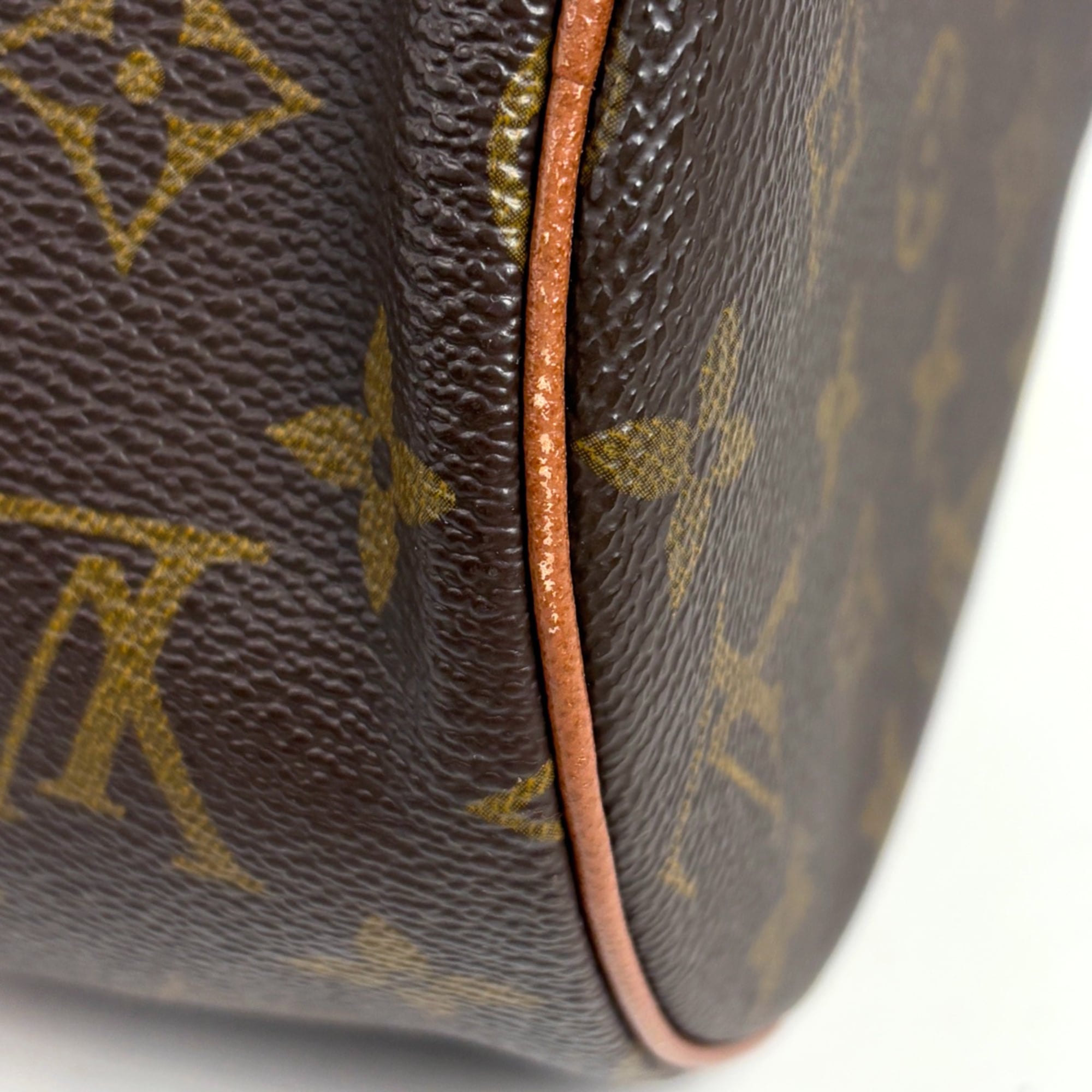 Louis Vuitton Brown Monogram Handbag (Pre-Owned)