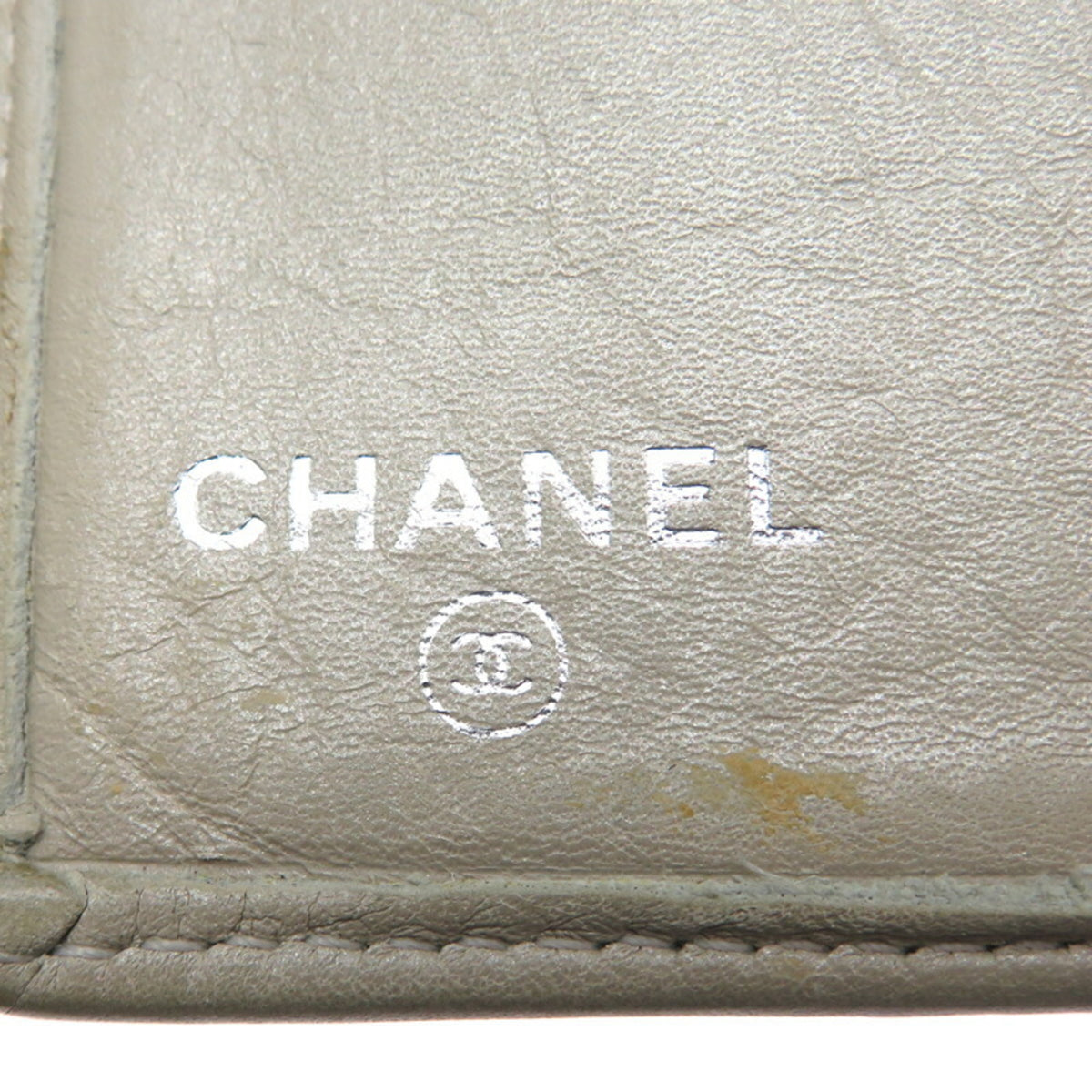 Chanel Gray Leather Wallet (Bi-Fold) (Pre-Owned)