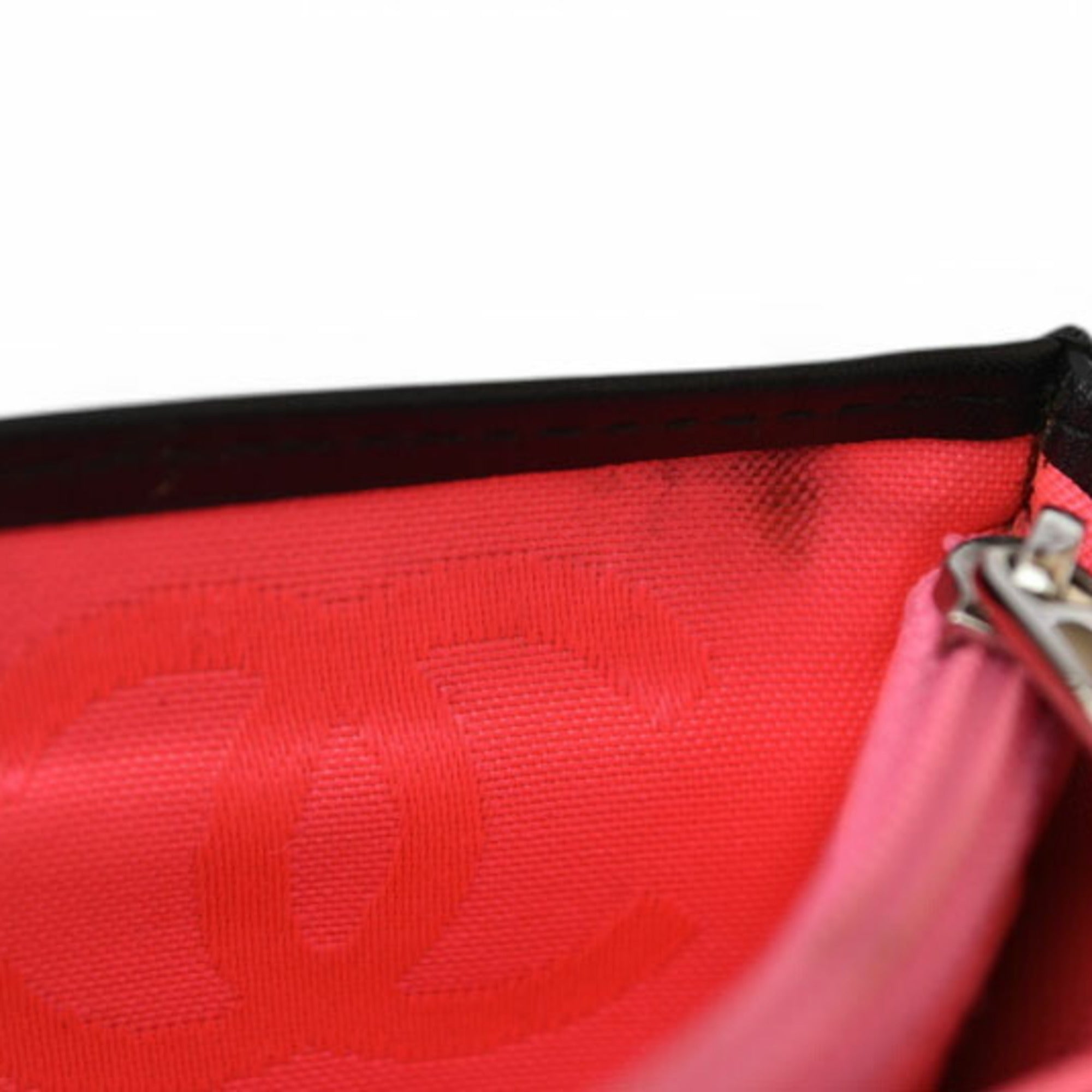 Chanel Black Pink Leather Wallet (Bi-Fold) (Pre-Owned)