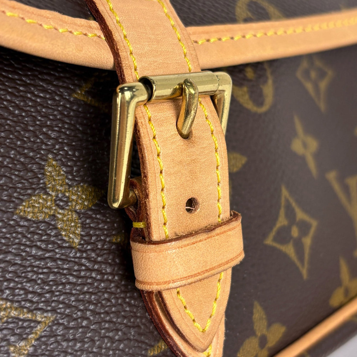 Louis Vuitton Monogram Brown Monogram Shoulder Bag (Pre-Owned)