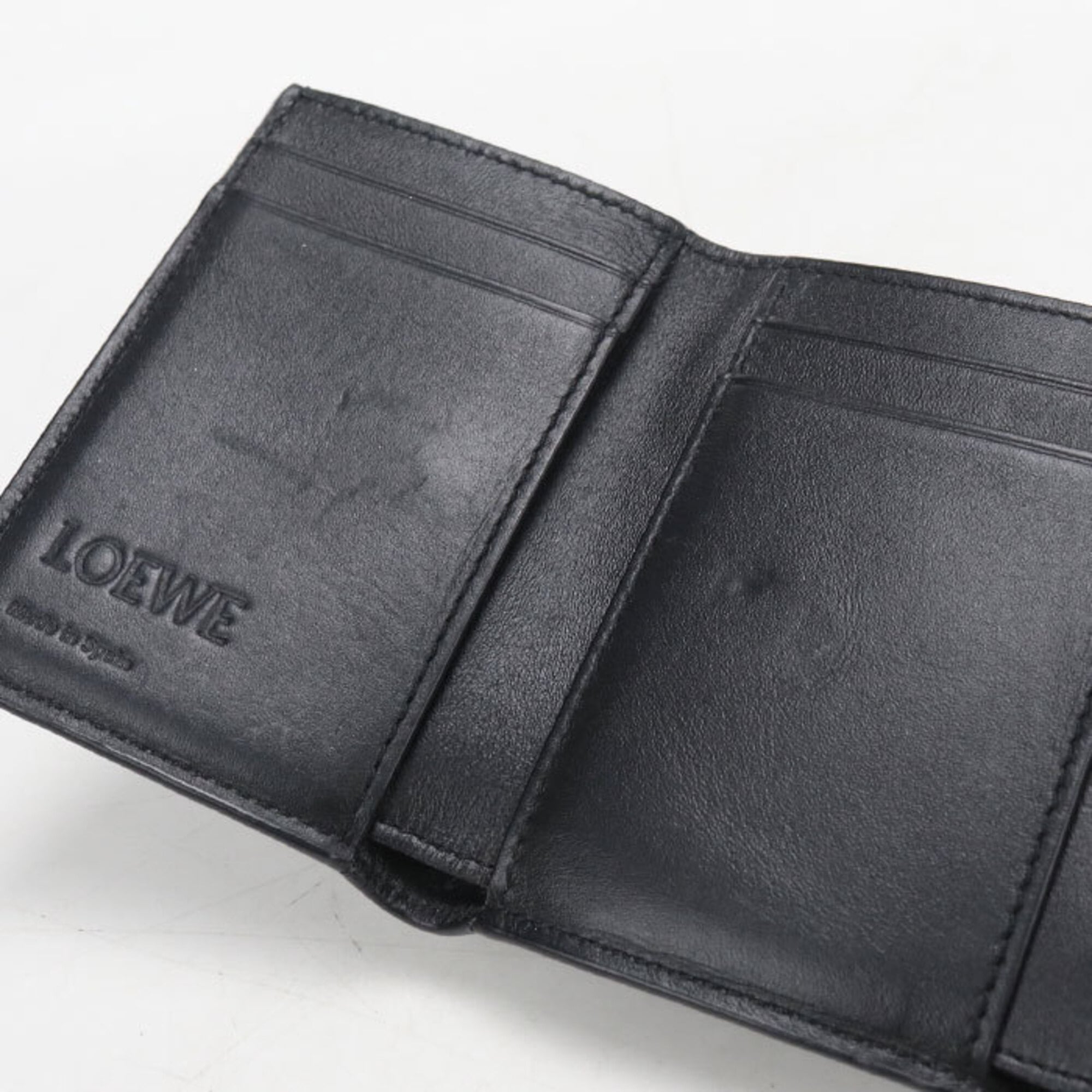 Loewe Black Wallet (Tri-Fold) (Pre-Owned)