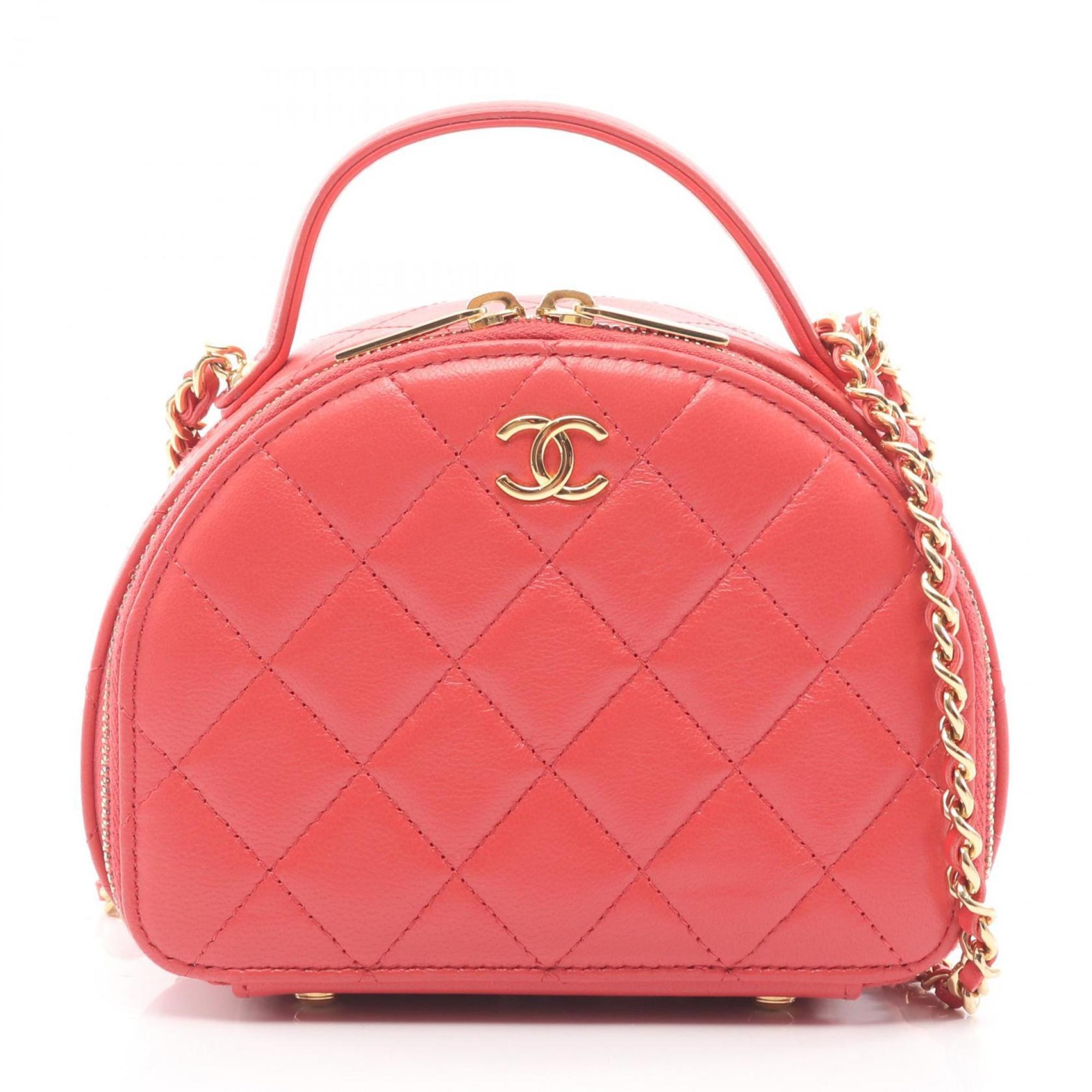 Chanel Pink Leather Shoulder Bag (Pre-Owned)