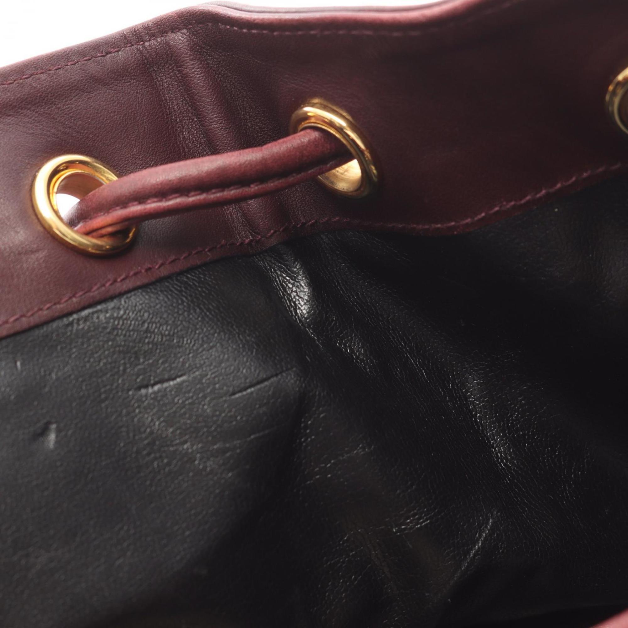 Salvatore Ferragamo Bordeaux Leather Shoulder Bag (Pre-Owned)