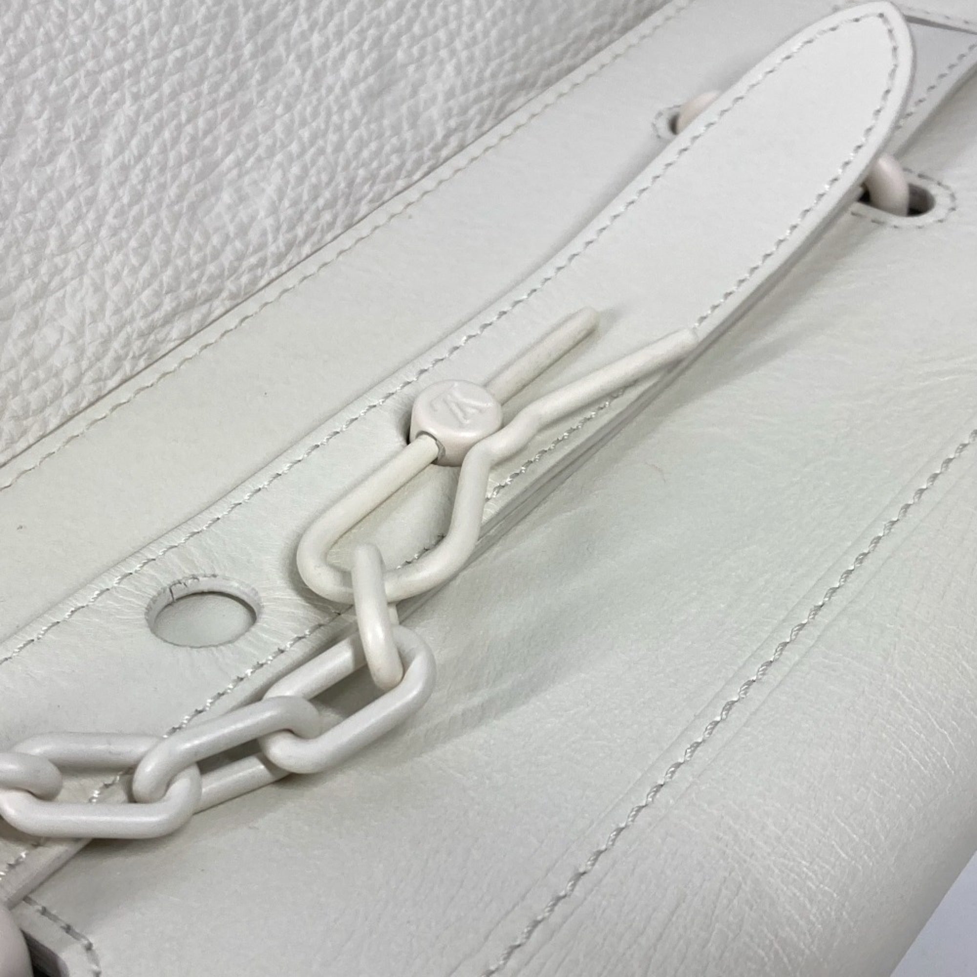 Louis Vuitton Blanc White Leather Handbag Shoulder Bag Tote Bag (Pre-Owned)