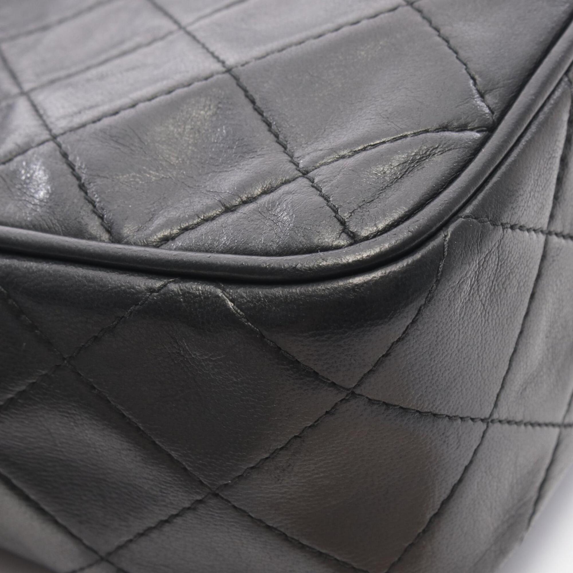 Chanel Black Leather Handbag Shoulder Bag (Pre-Owned)