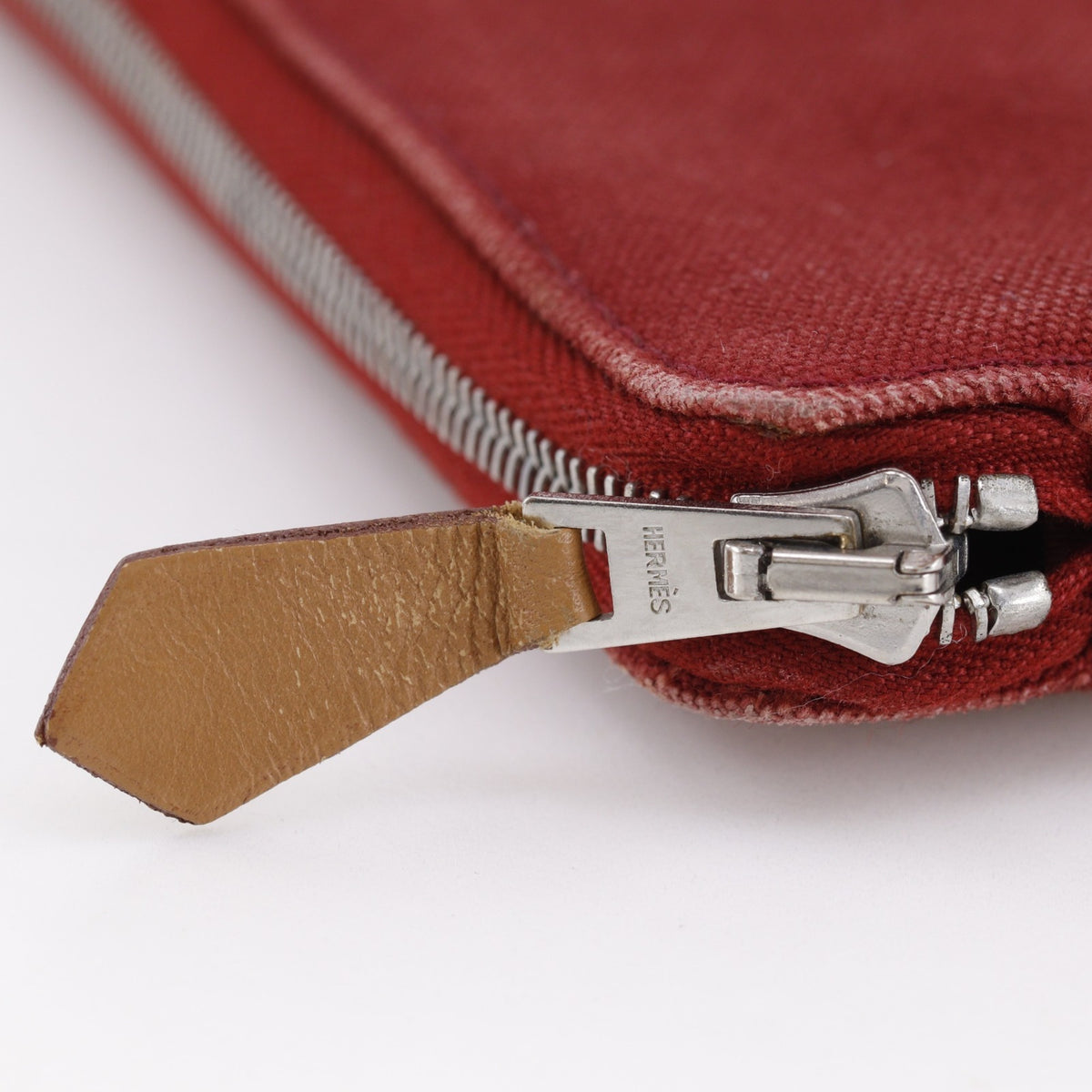 Hermes Red Color Canvas Long Wallet (Bi-Fold) (Pre-Owned)