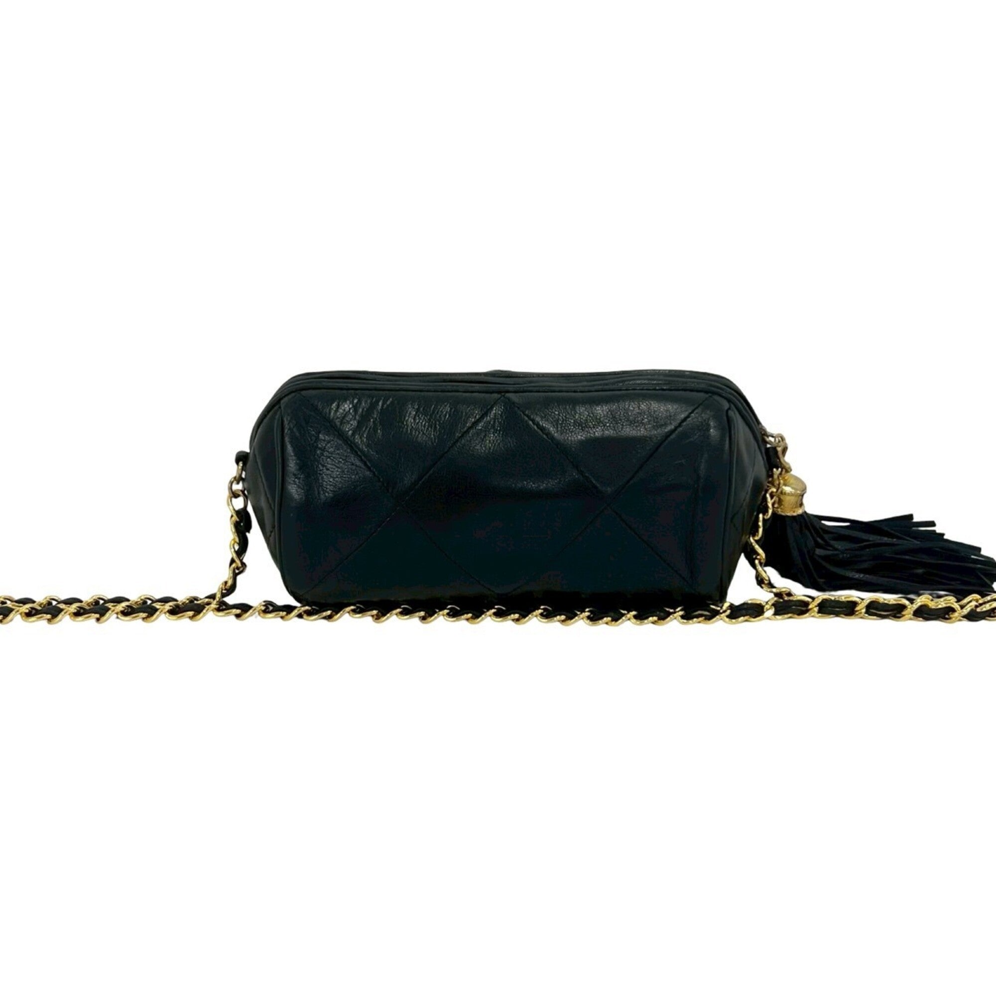 Chanel Black Leather Shoulder Bag (Pre-Owned)