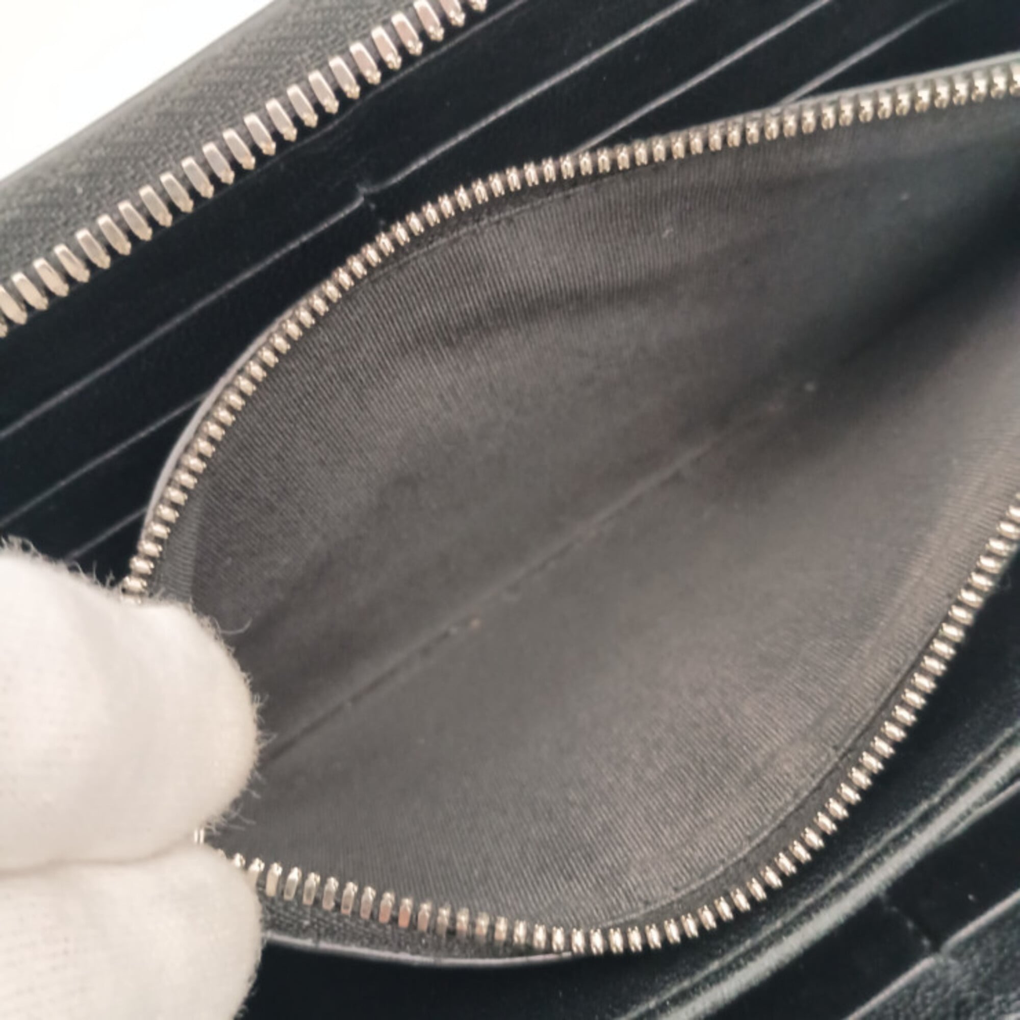 Balenciaga Black Leather Long Wallet (Bi-Fold) (Pre-Owned)